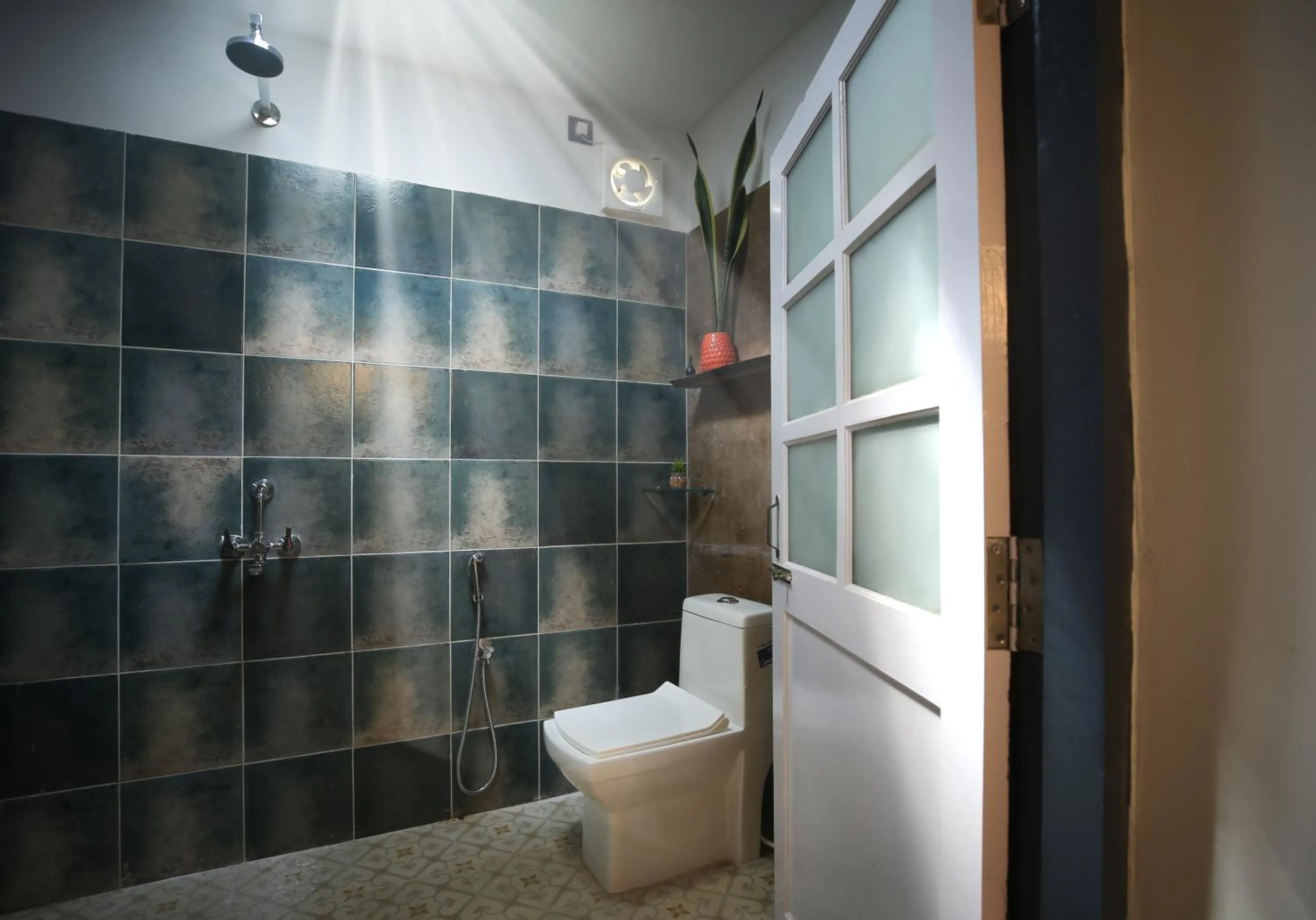 Toilet in Craft Hostels