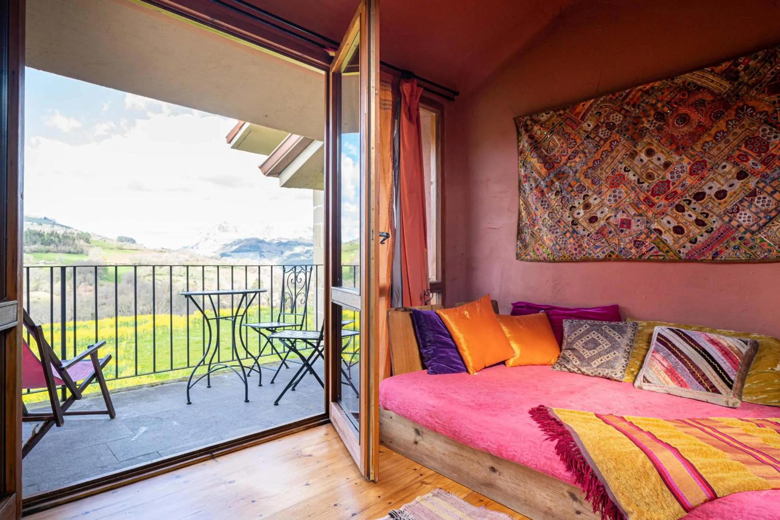 Day, Bed in Hotel Alma de Romero