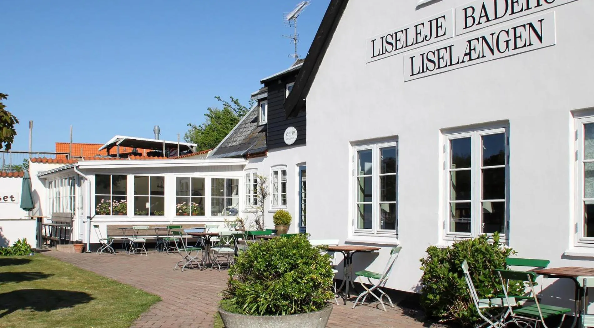 Property building in Liseleje Badehotel