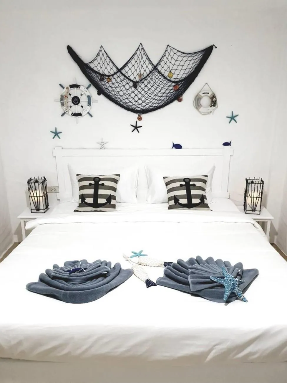 Photo of the whole room, Bed in Phi Phi Indigo Hotel