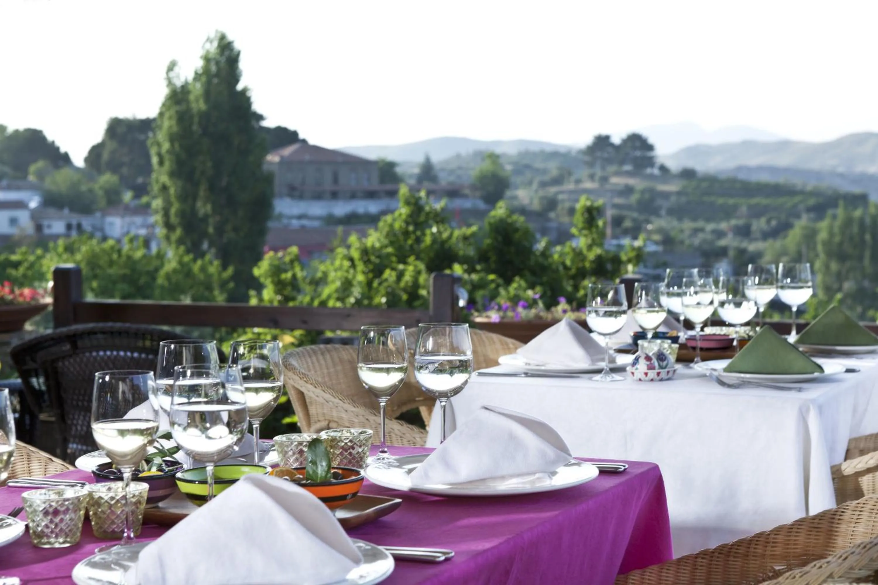 Dining area in Gullu Konaklari