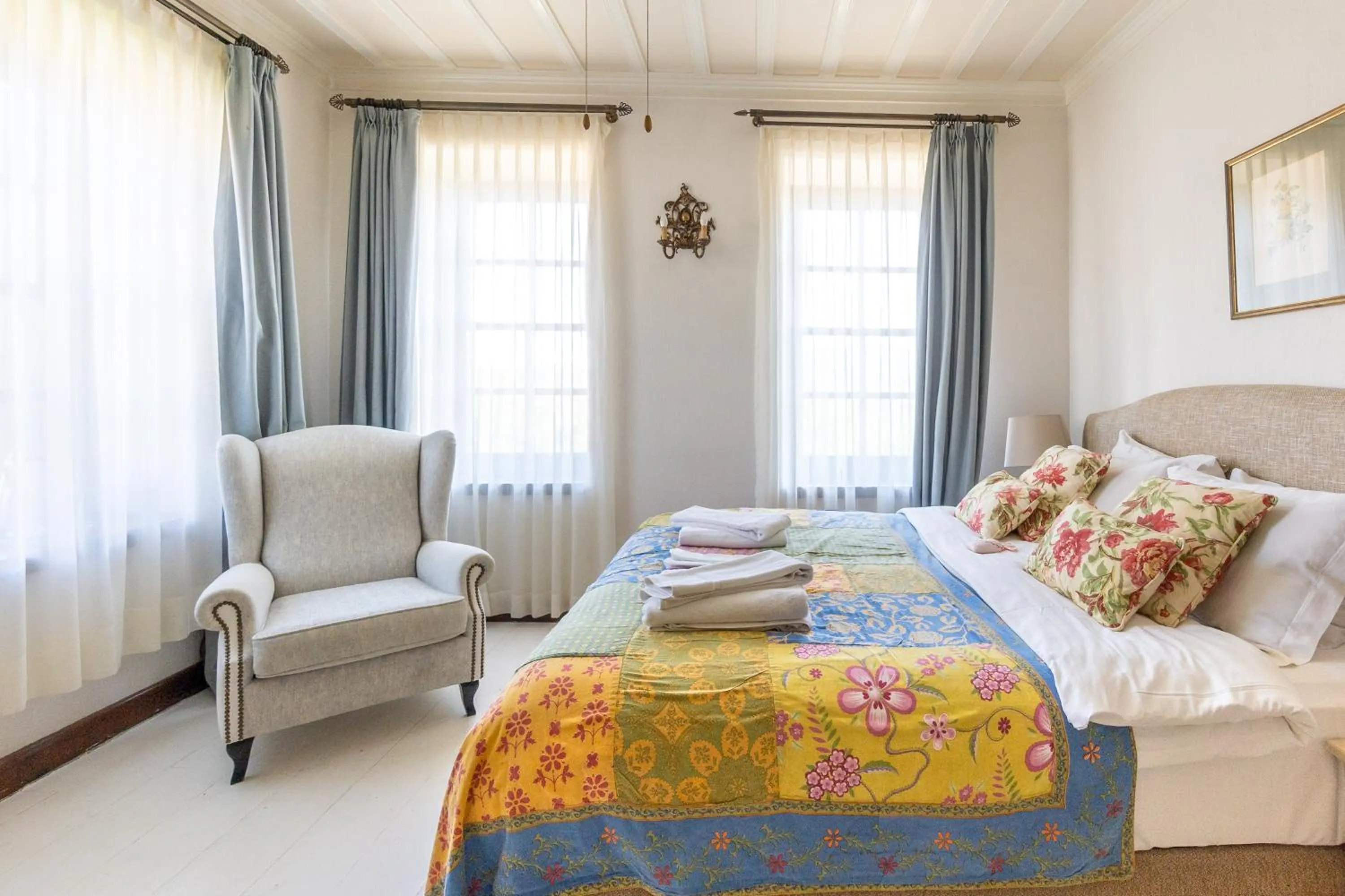 Bed in Gullu Konaklari