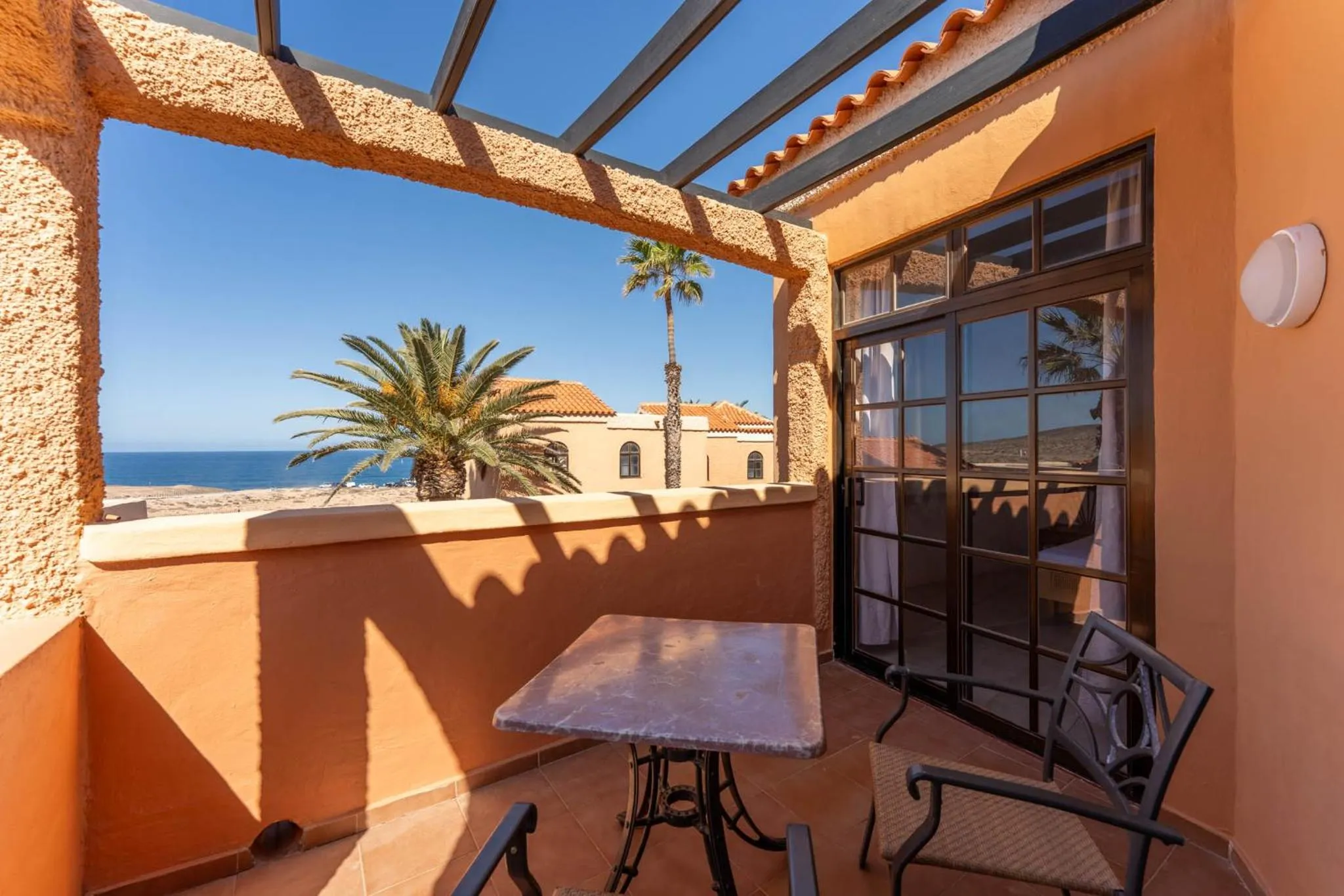 Day in Bakour Fuerteventura La Pared