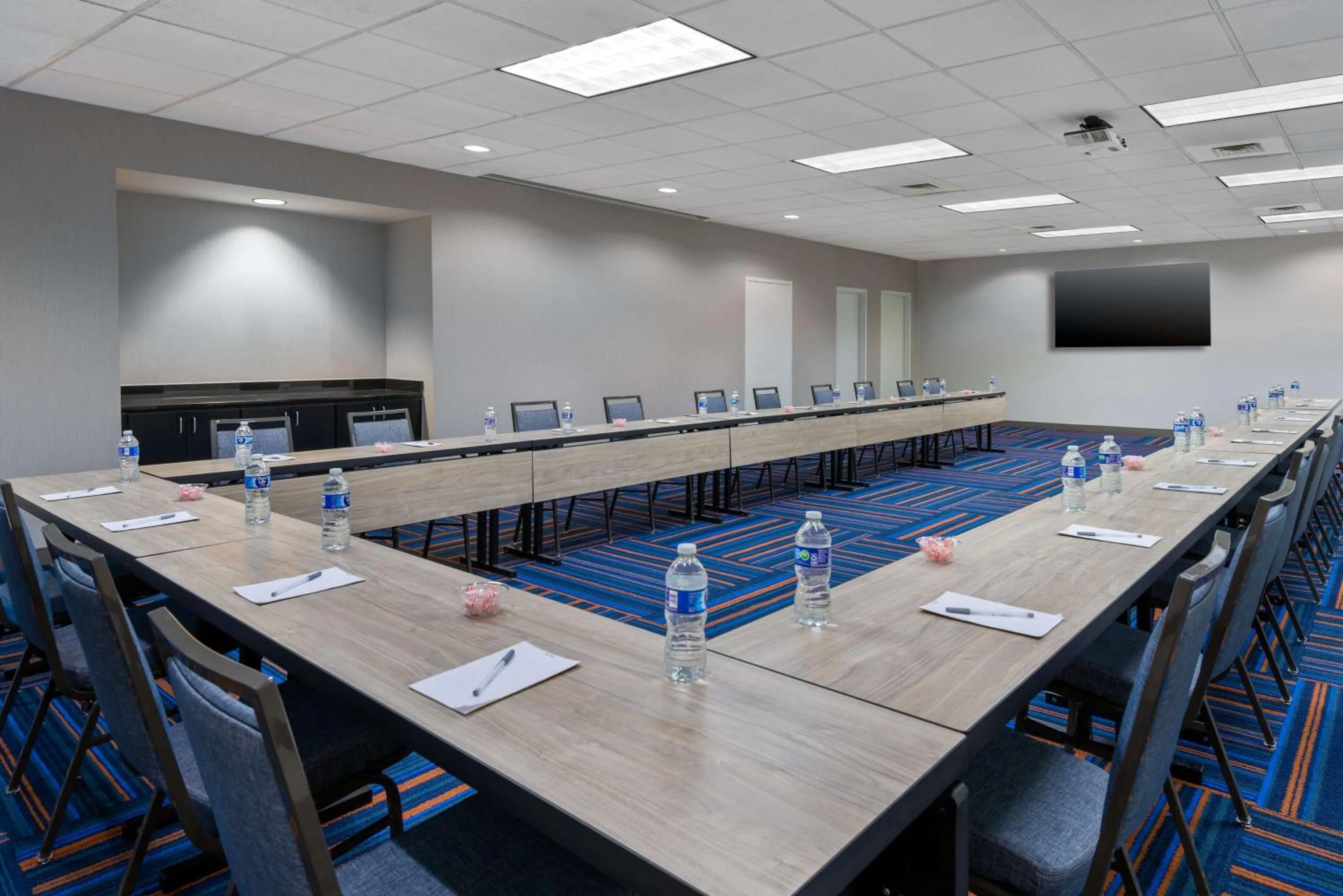 Meeting/conference room in Hampton Inn Charlotte Uptown