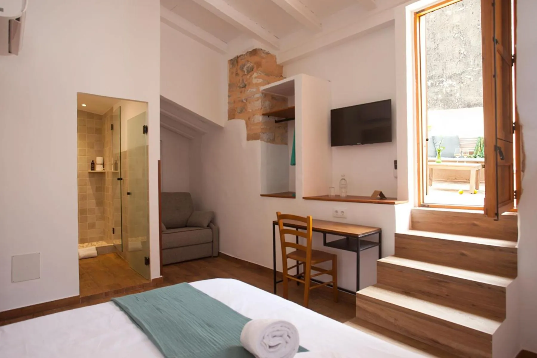 Photo of the whole room, Bed in My Rooms Artà Adults Only by My Rooms Hotels TI