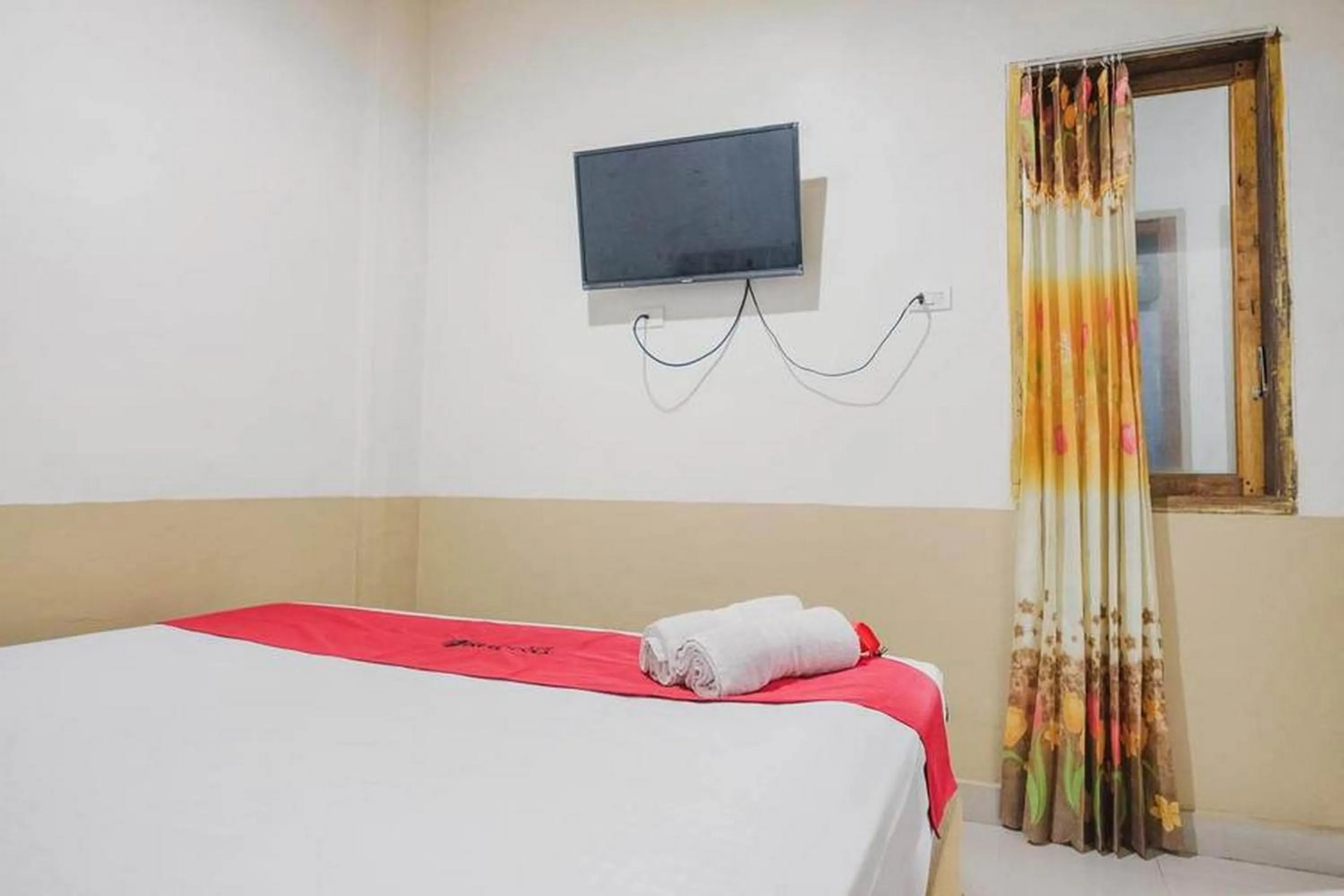 Bed in RedDoorz @ Jalan STM Medan