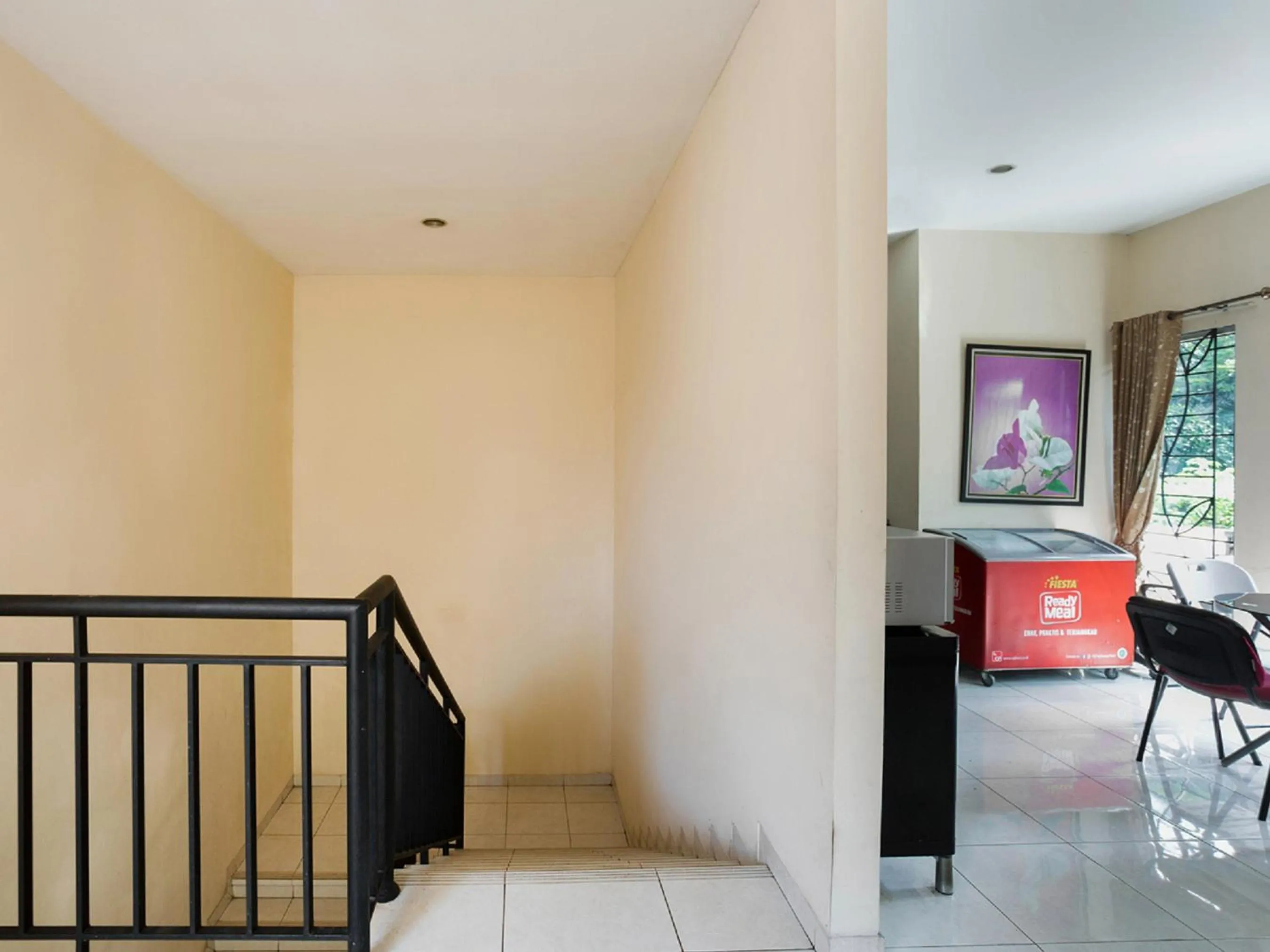 Floor plan, Bed in RedDoorz Syariah Plus @ Wisma Bougenville Karawaci