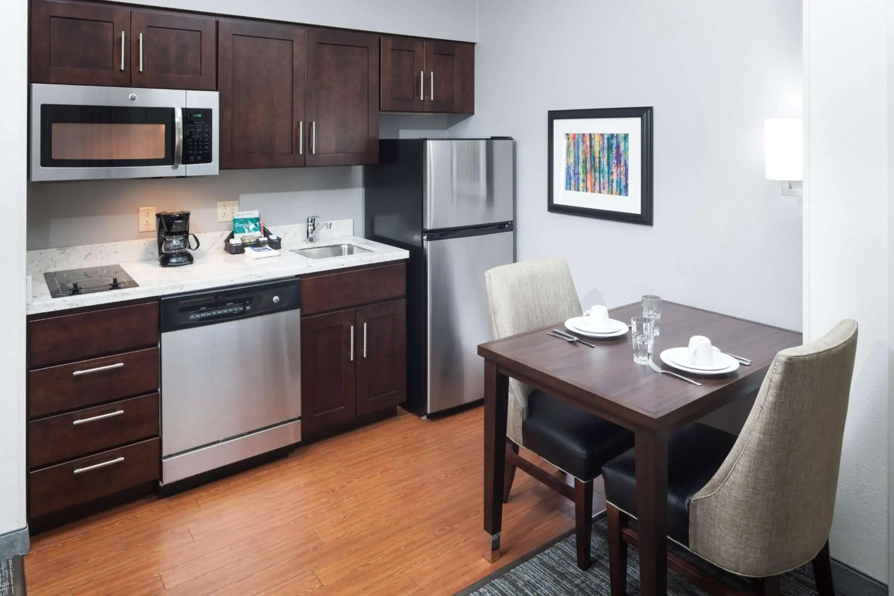 One-Bedroom King Suite - Non-Smoking in Homewood Suites by Hilton Chattanooga - Hamilton Place One-Bedroom King Suite - Non-Smoking in Homewood Suites by Hilton Chattanooga - Hamilton Place