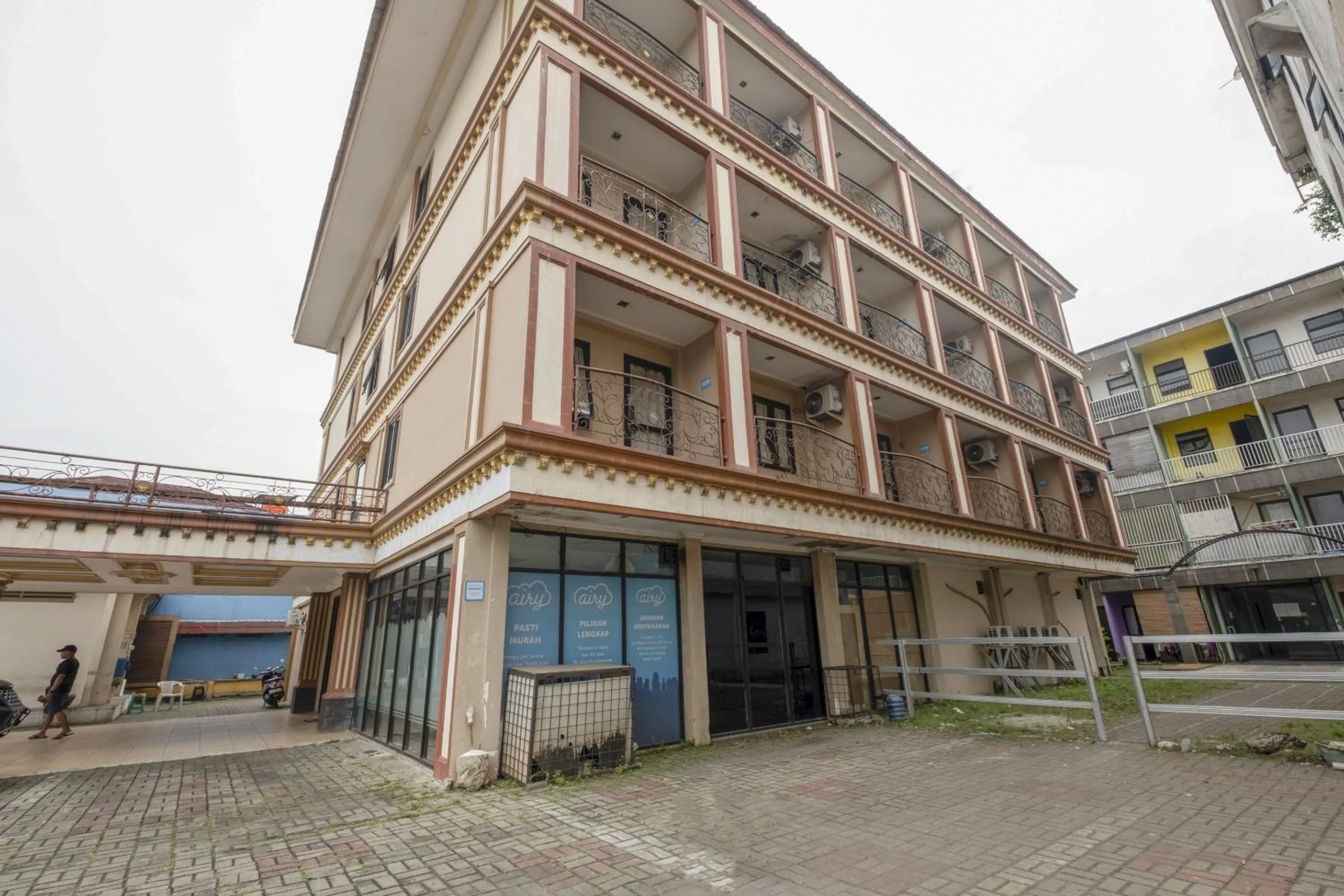 Property building in Hotel O Cibubur Near Cibubur Junction Formerly Comfort Residence