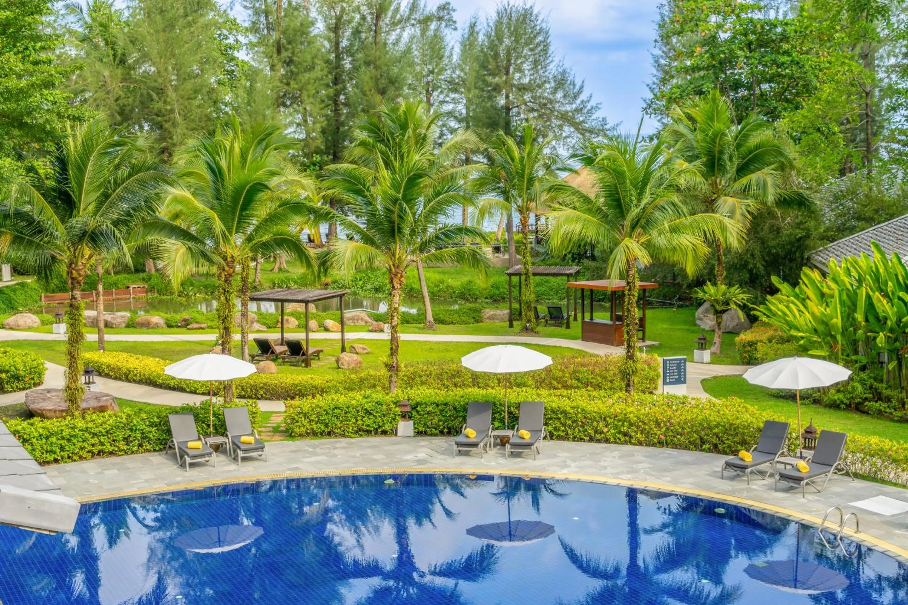 Property building in SENTIDO Khao Lak