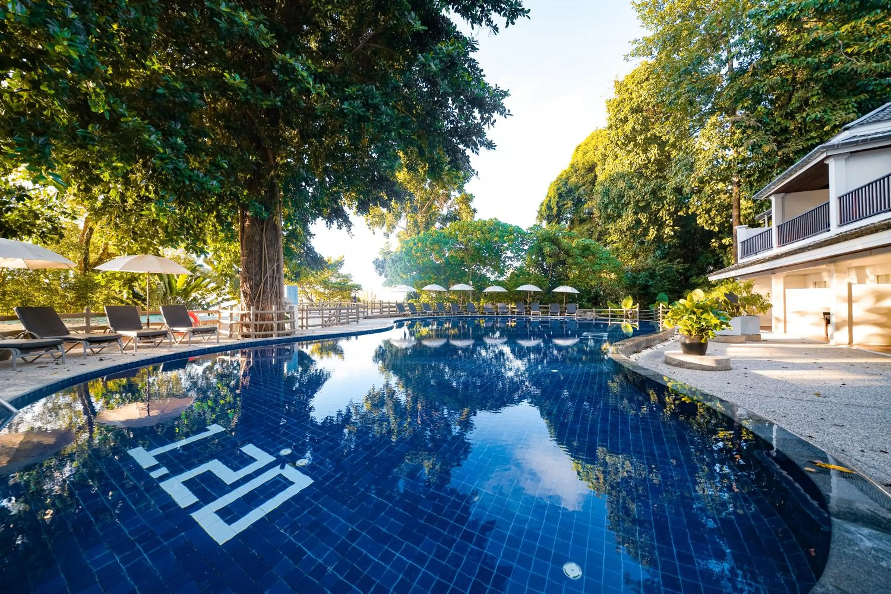 Swimming pool in SENTIDO Khao Lak