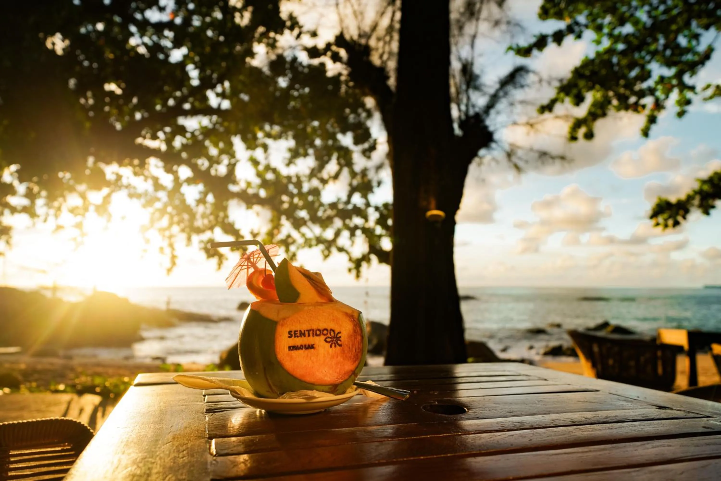Lounge or bar in SENTIDO Khao Lak