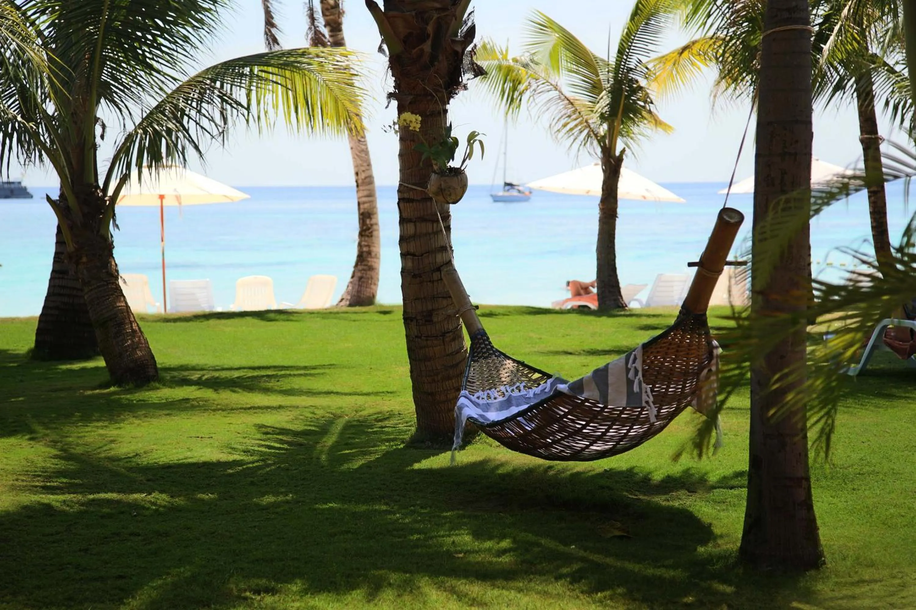 Day in Mali Resort Pattaya Beach Koh Lipe