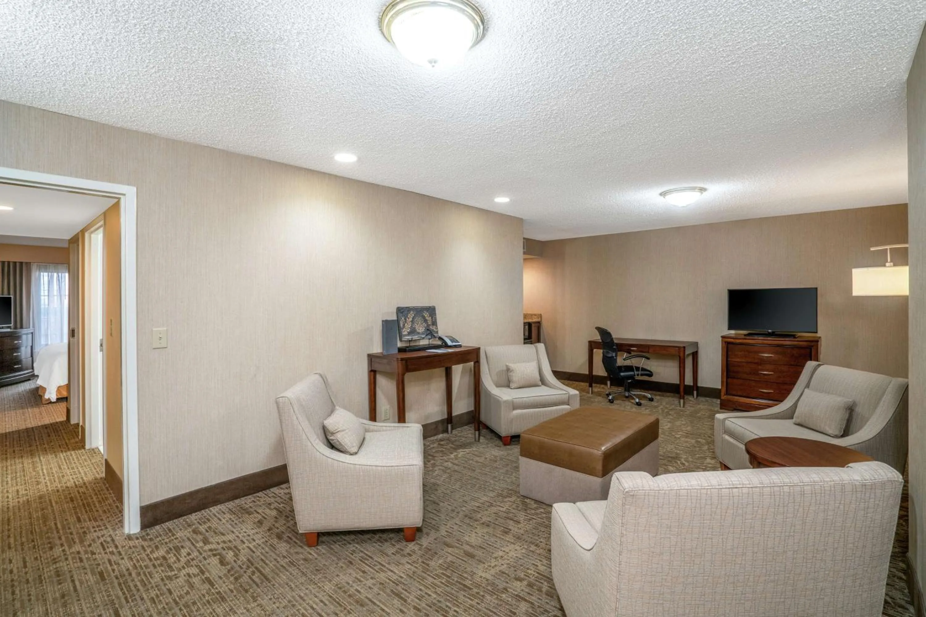 Bedroom in Embassy Suites Nashville - at Vanderbilt