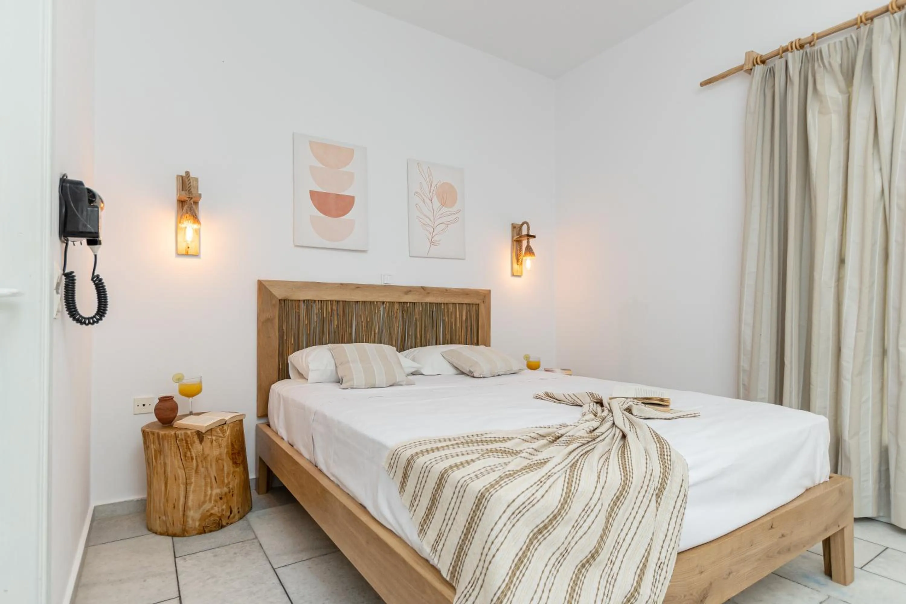 Bedroom, Bed in Studios Vrettos Beachfront Hotel