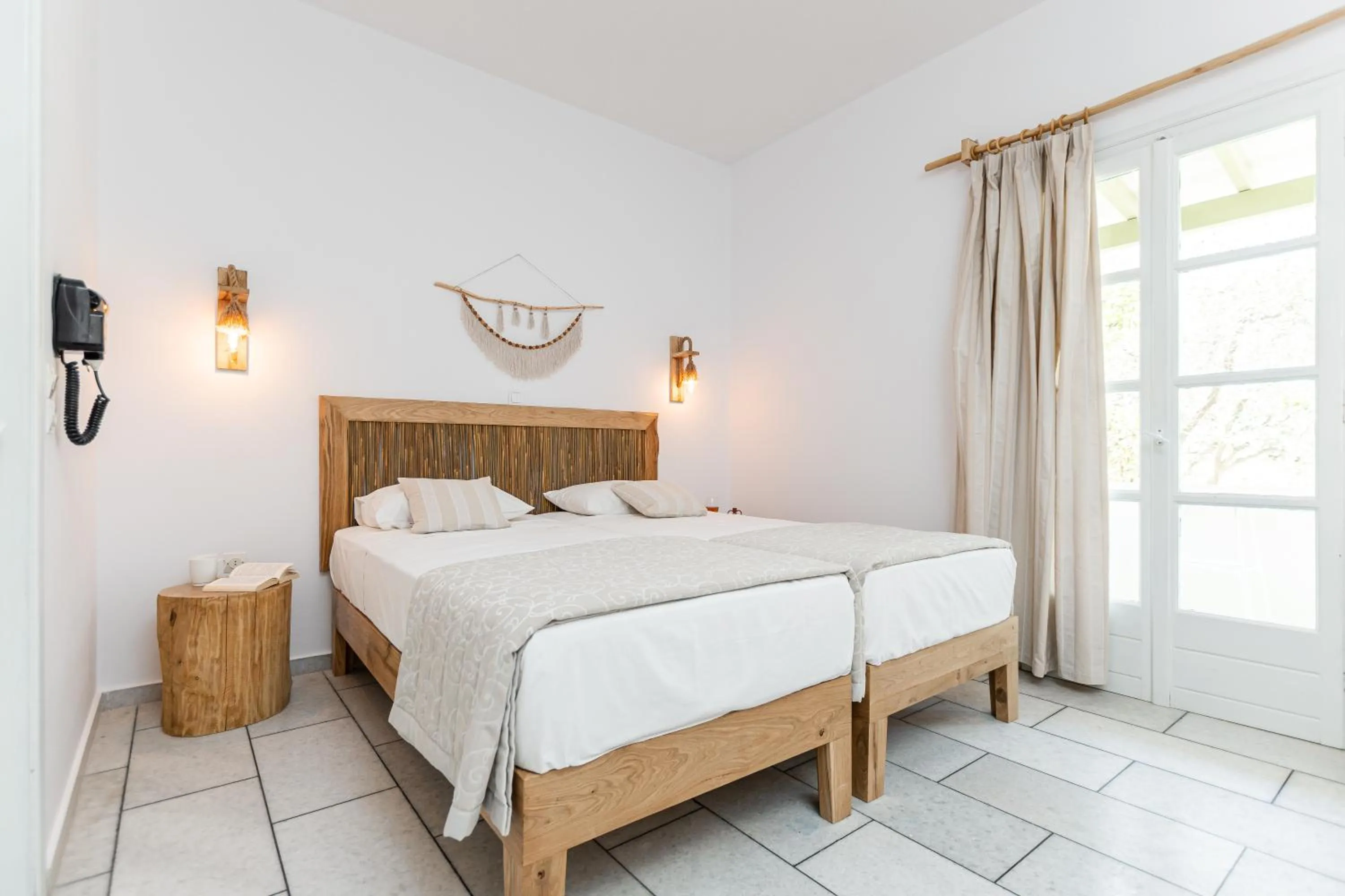 Bedroom, Bed in Studios Vrettos Beachfront Hotel