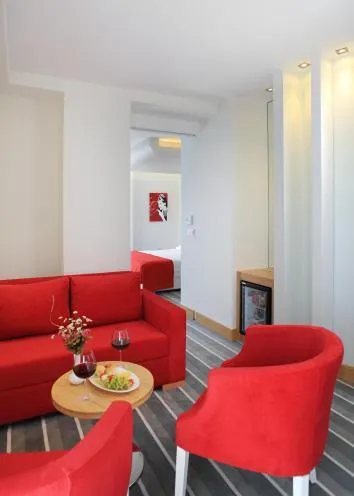 Seating area in Atik Hotel