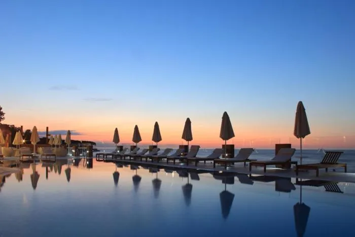 Swimming pool in Atik Hotel