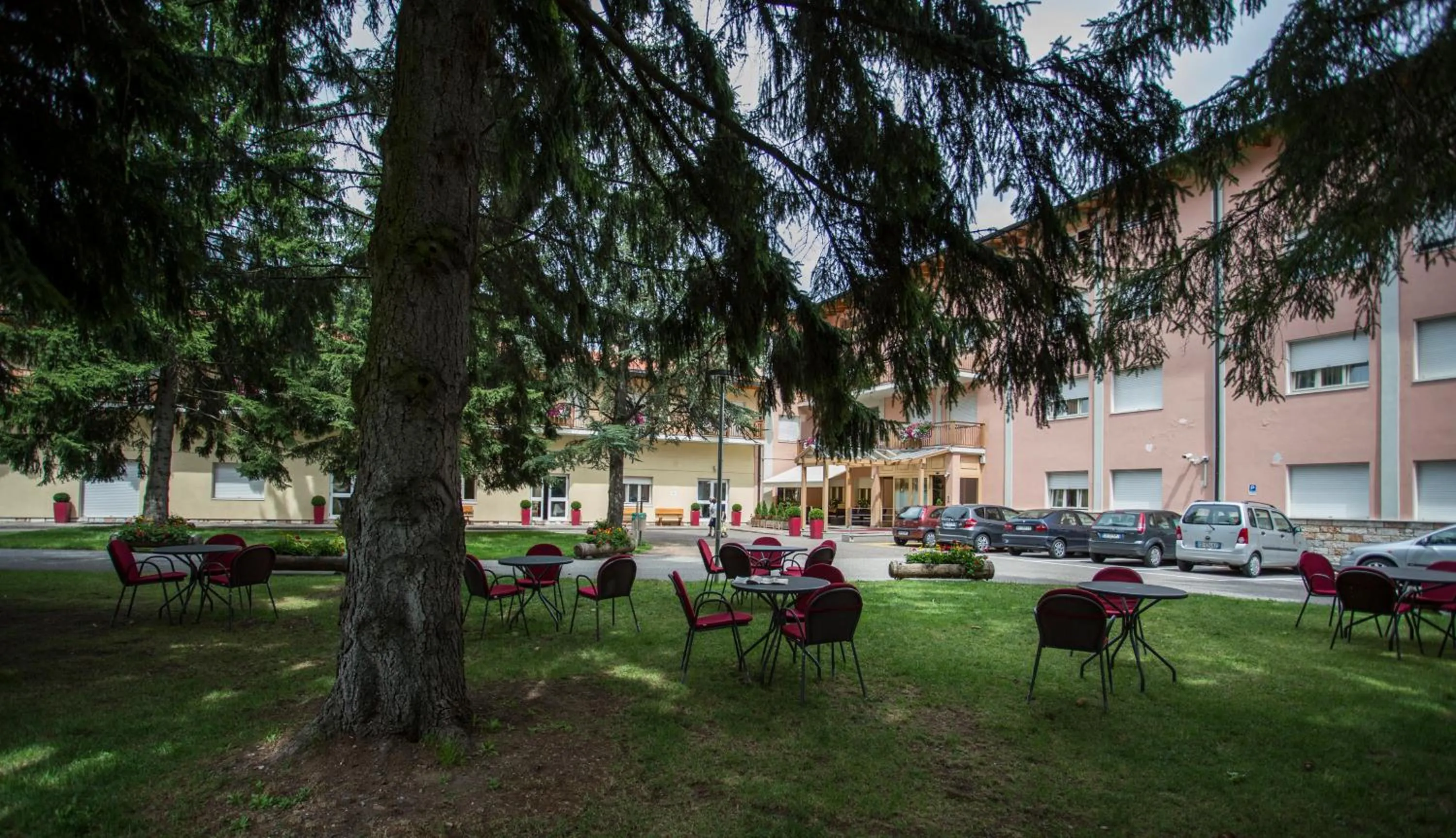 Property building in Park Hotel Sacro Cuore