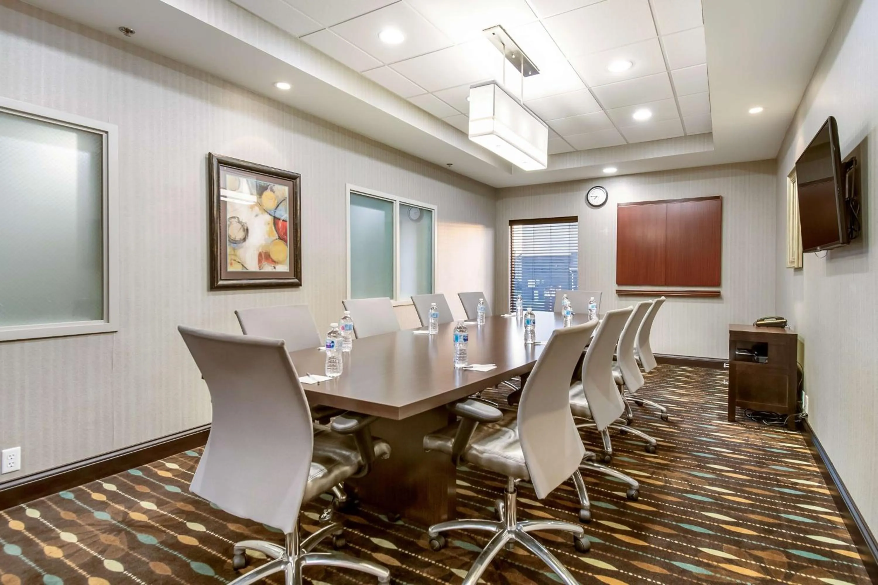 Meeting/conference room in Hampton Inn West