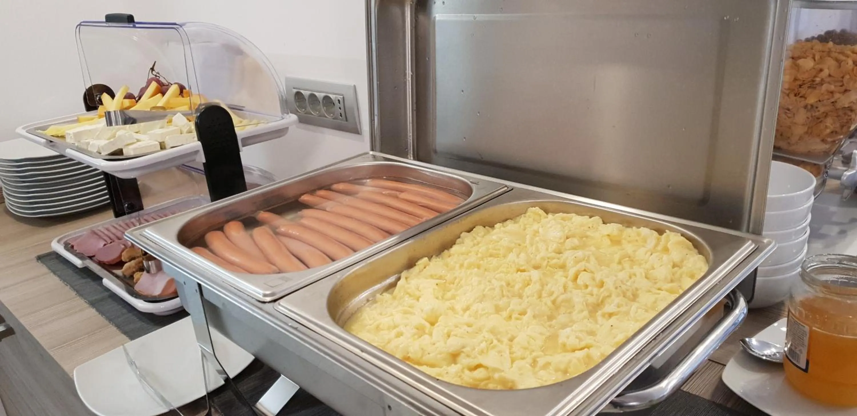 Breakfast in Pensiunea Negoiu