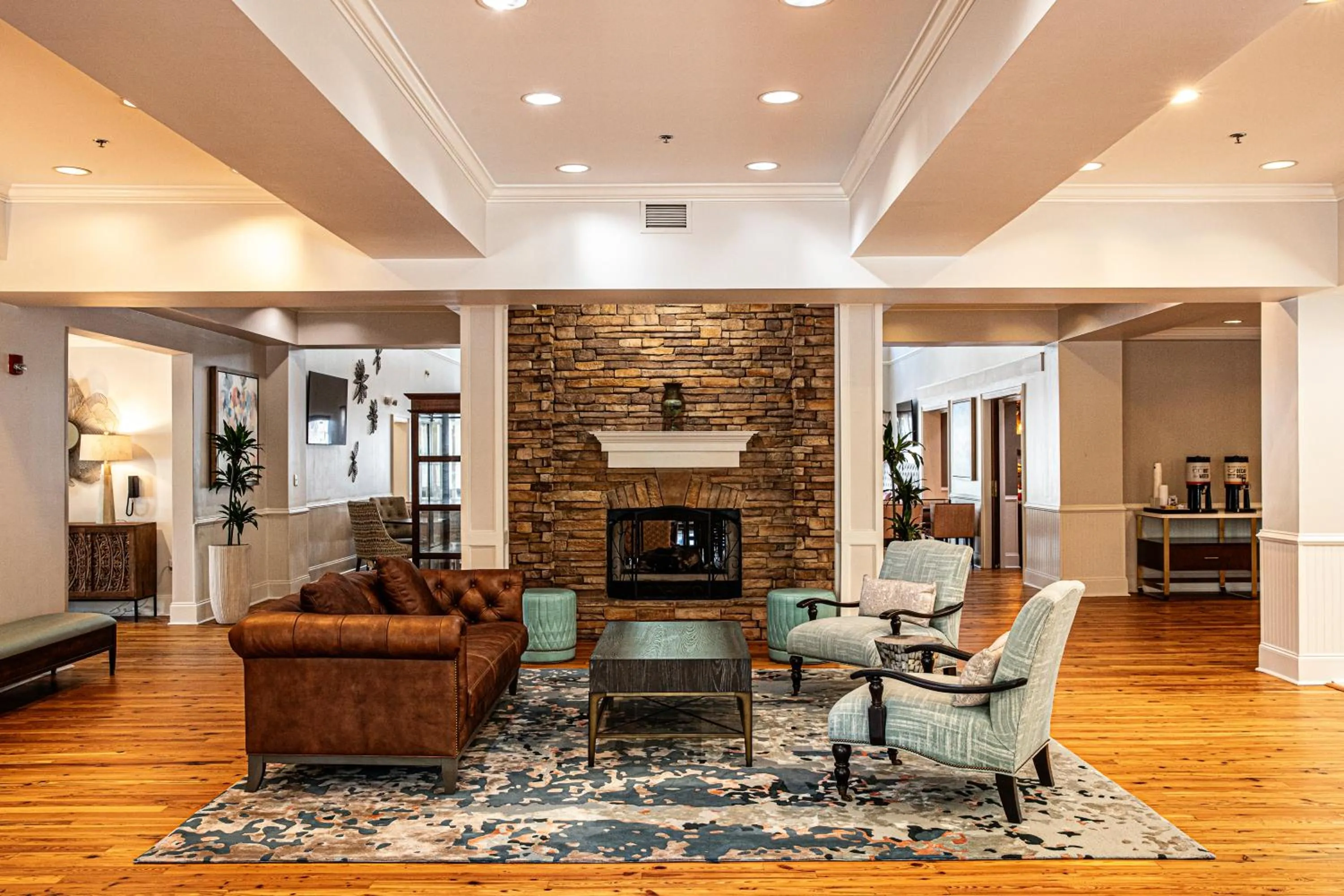 Lobby or reception in Hampton Inn & Suites Charleston-West Ashley