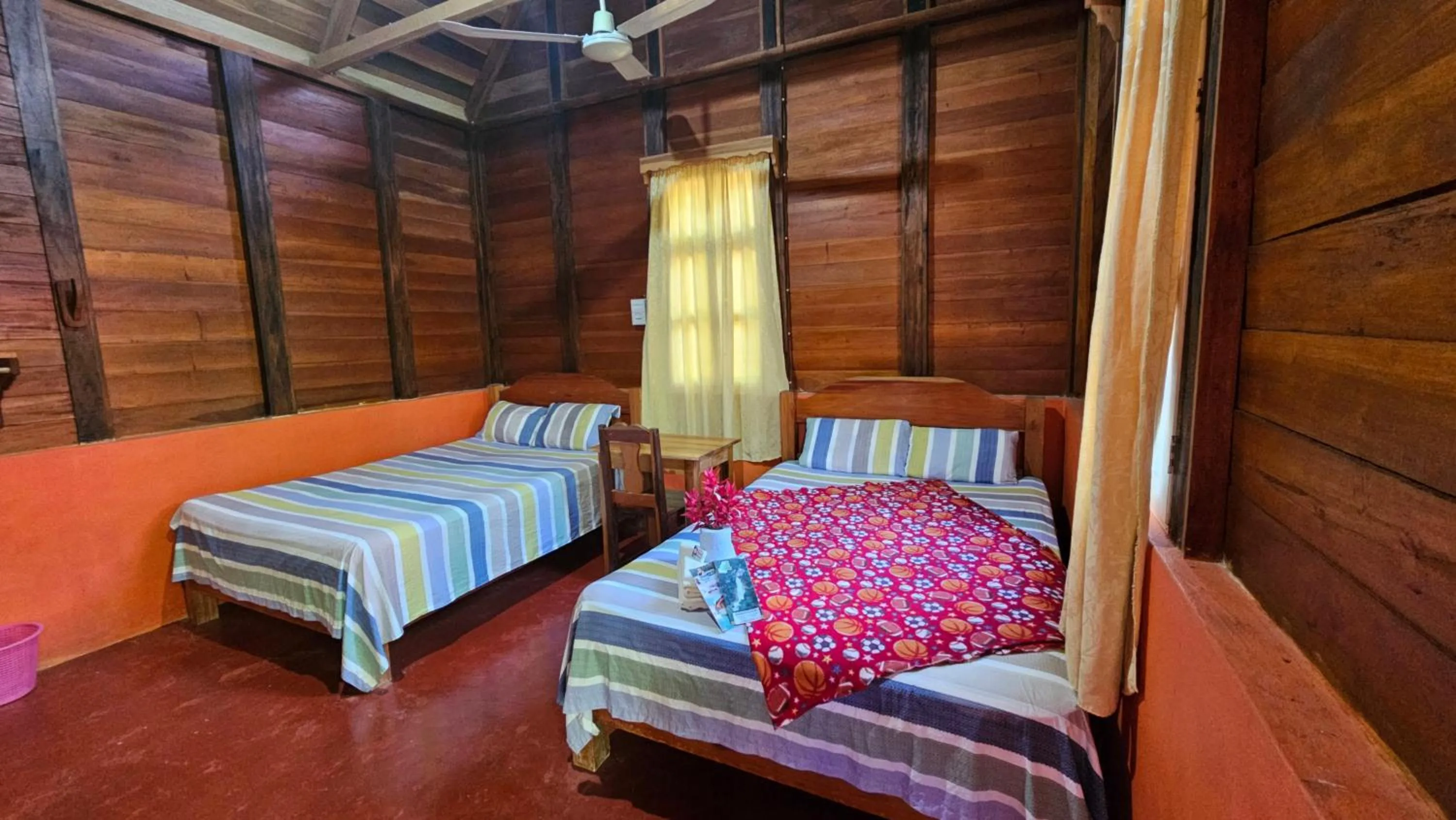 Bed in Cabañas Yax-ha