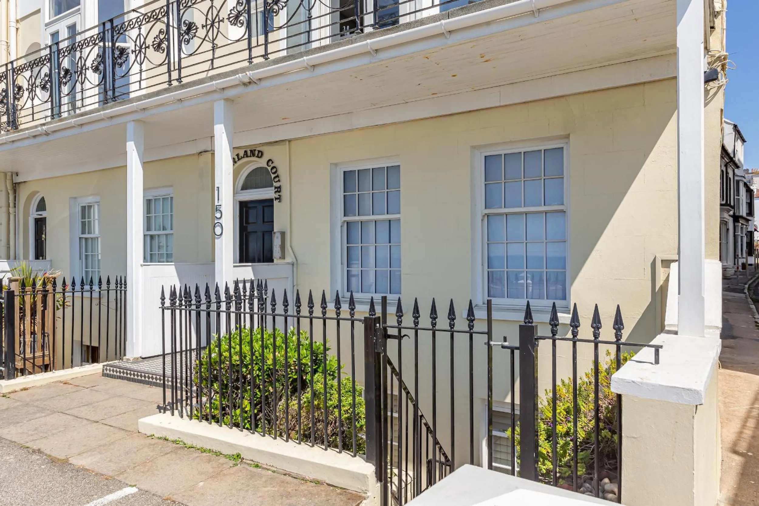 Property building in Beaches Brighton - Luxury Seafront Accommodation