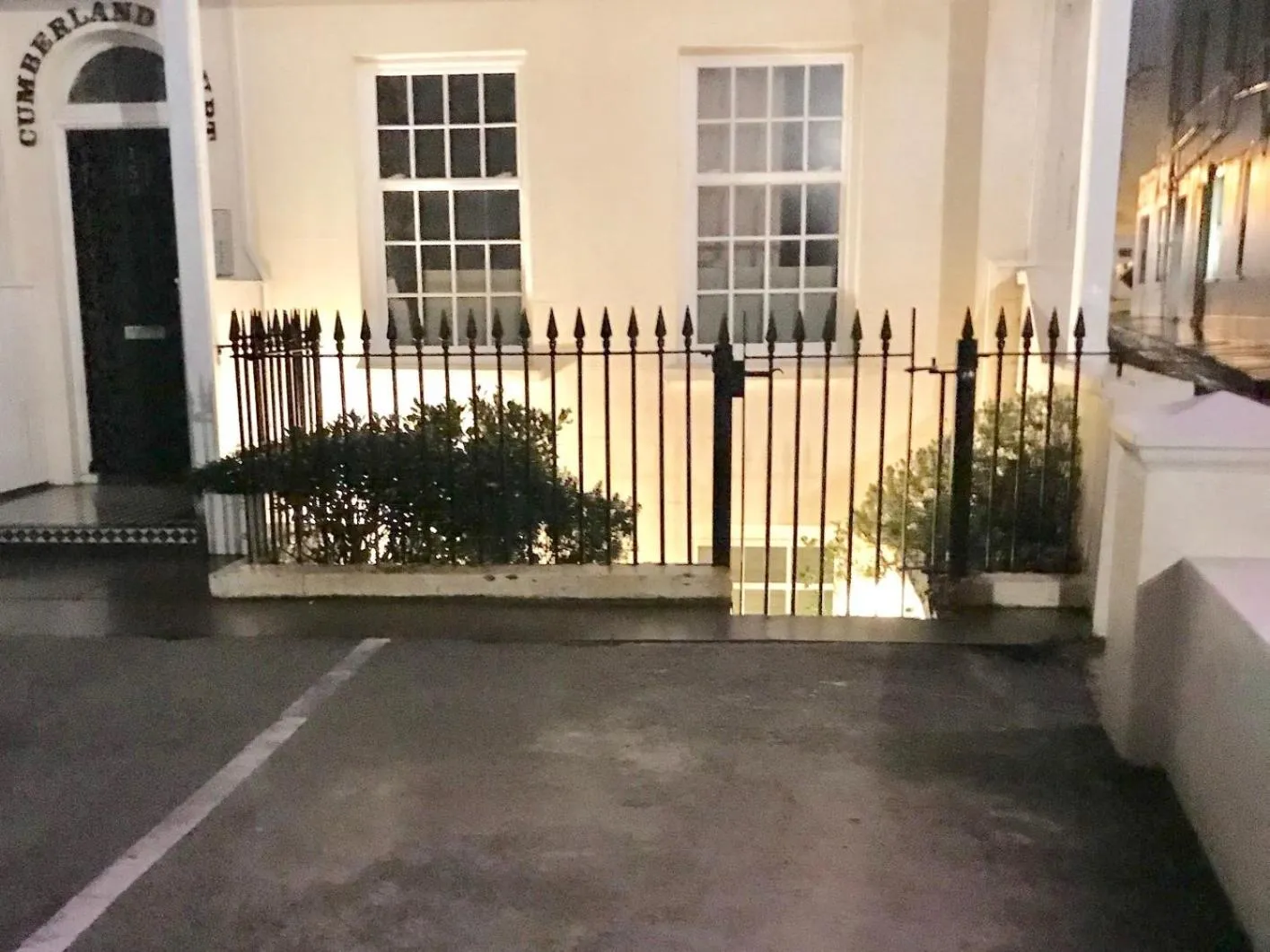 Property building in Beaches Brighton 1