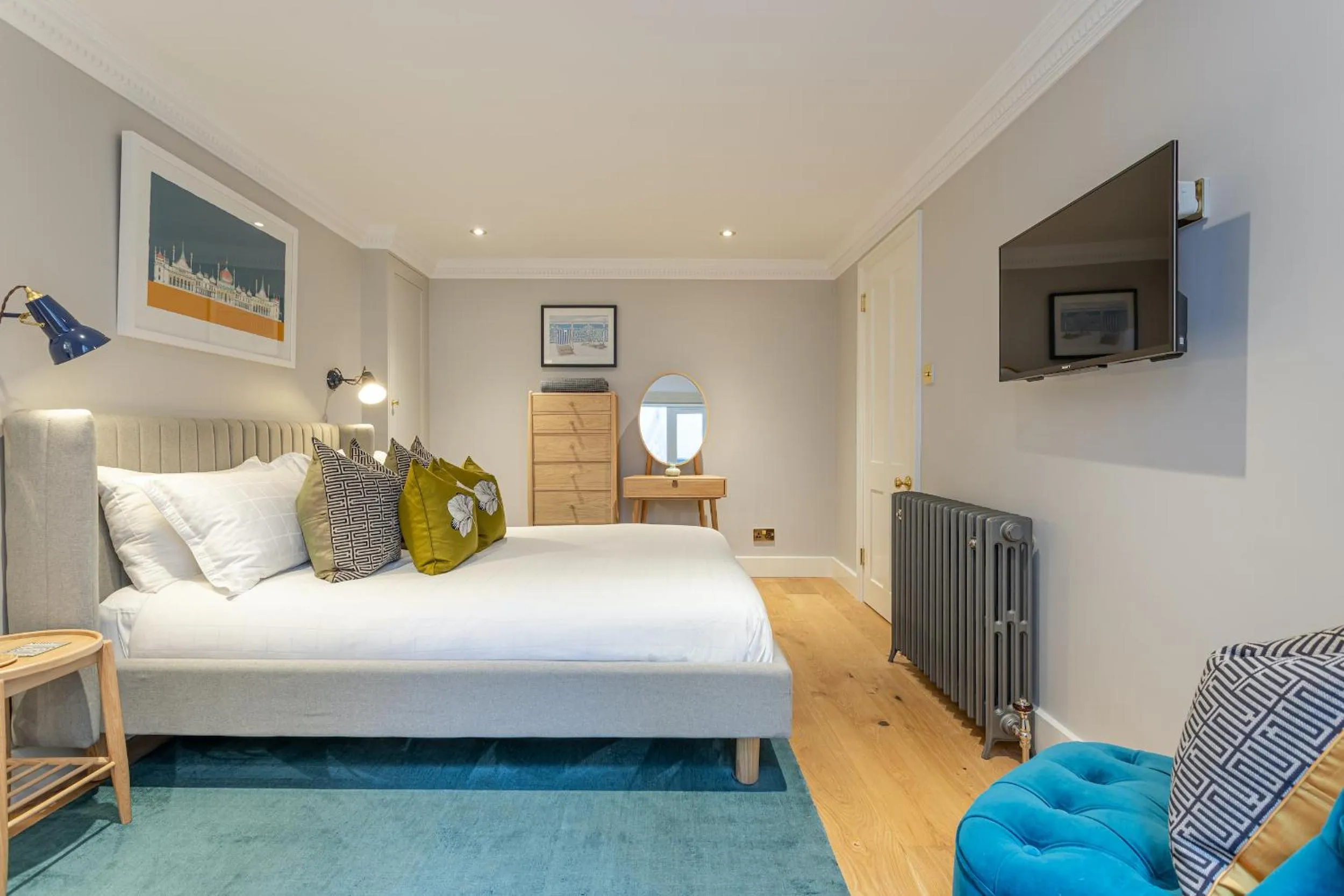 Bedroom, Bed in Beaches Brighton - Luxury Seafront Accommodation