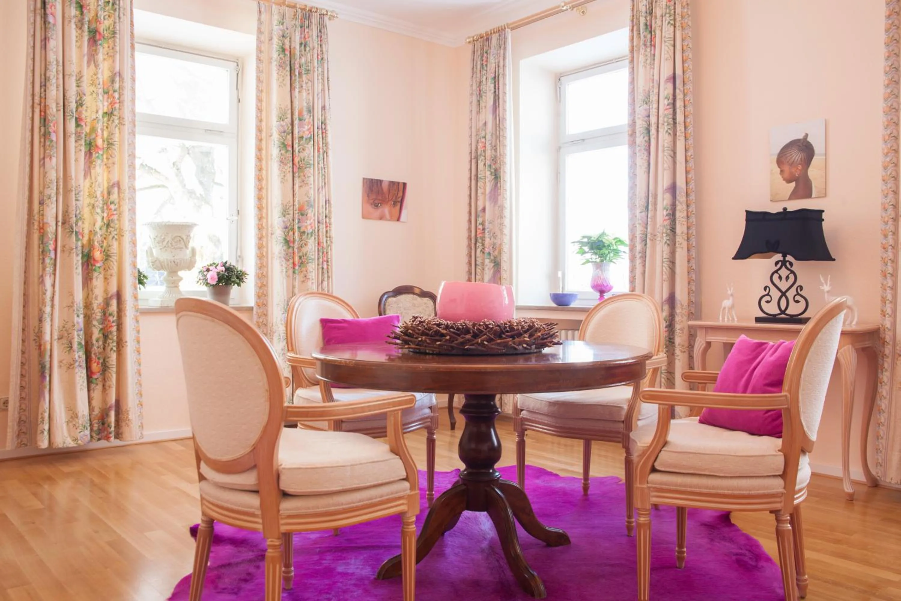 Decorative detail in Villa Adolphine