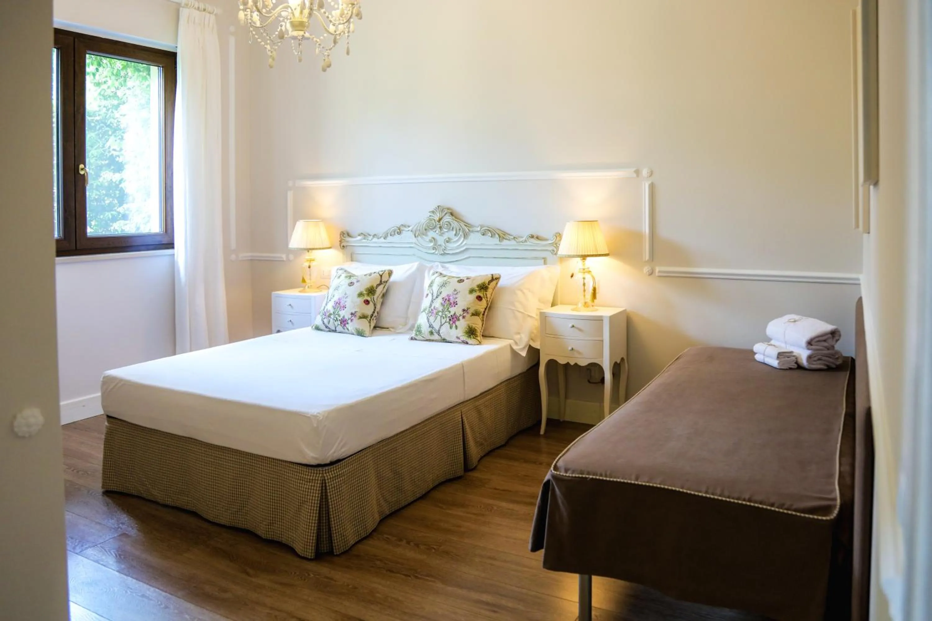 Photo of the whole room, Bed in B&B Le Bianche