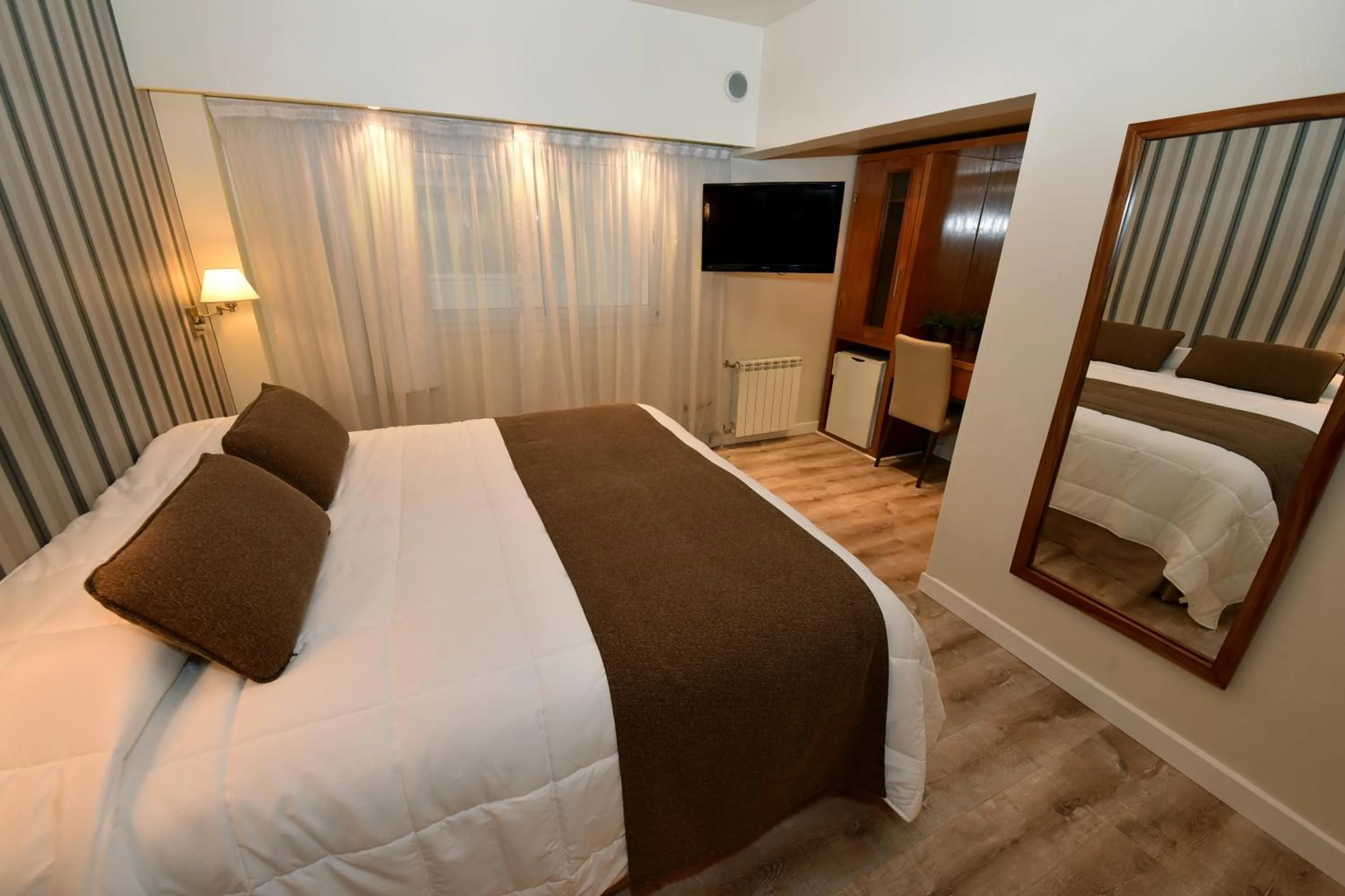 Bed in Gran Hotel Skorpios