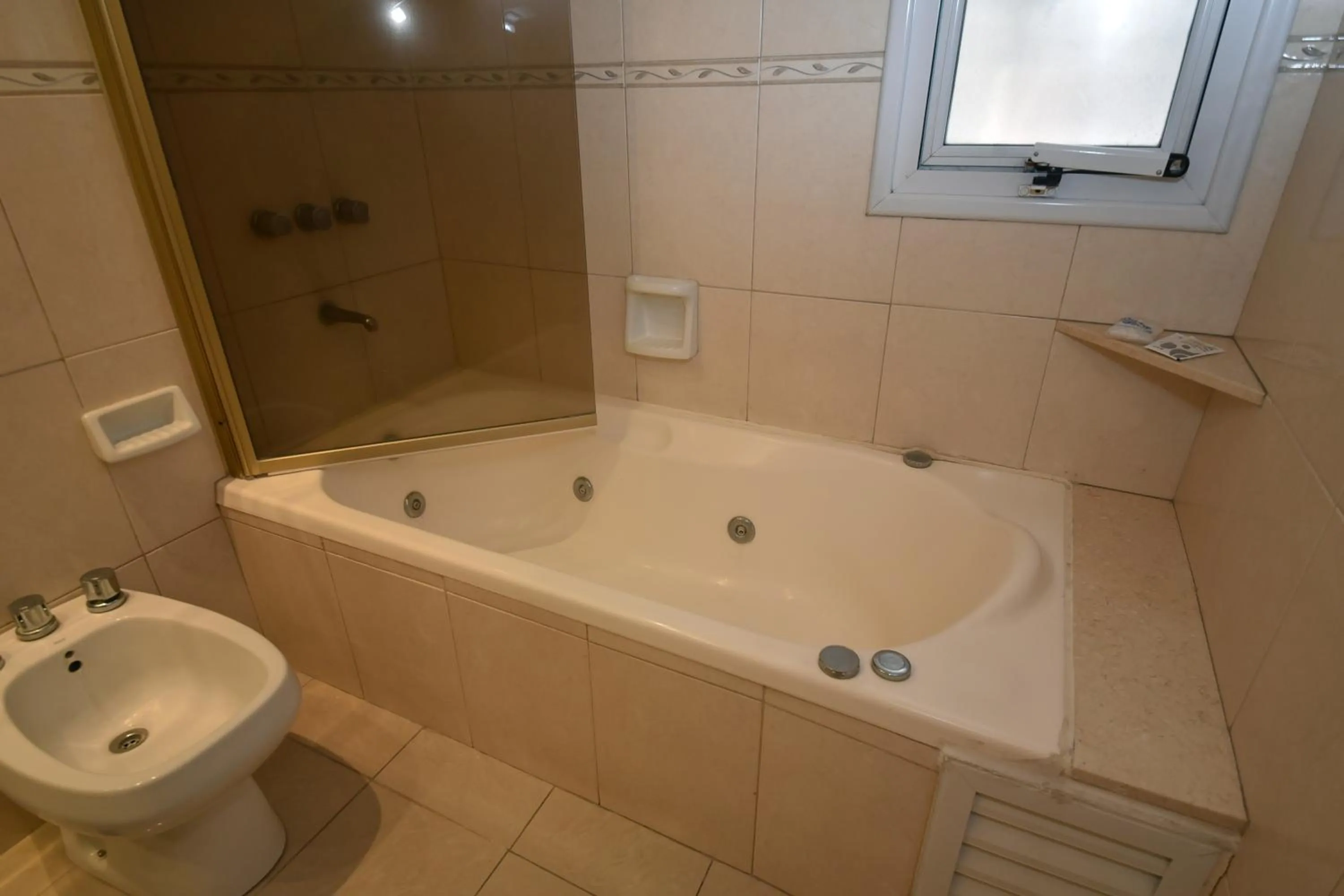 Hot Tub in Gran Hotel Skorpios