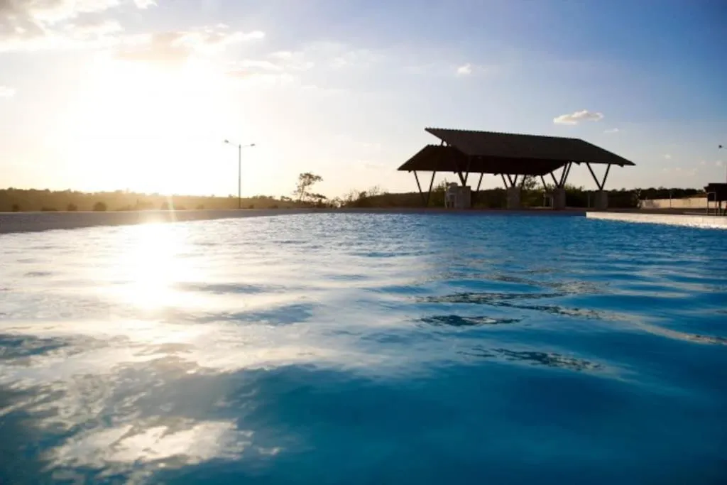 Swimming pool in Casa Retrô Chique Bananeiras - Cond Yes Banana