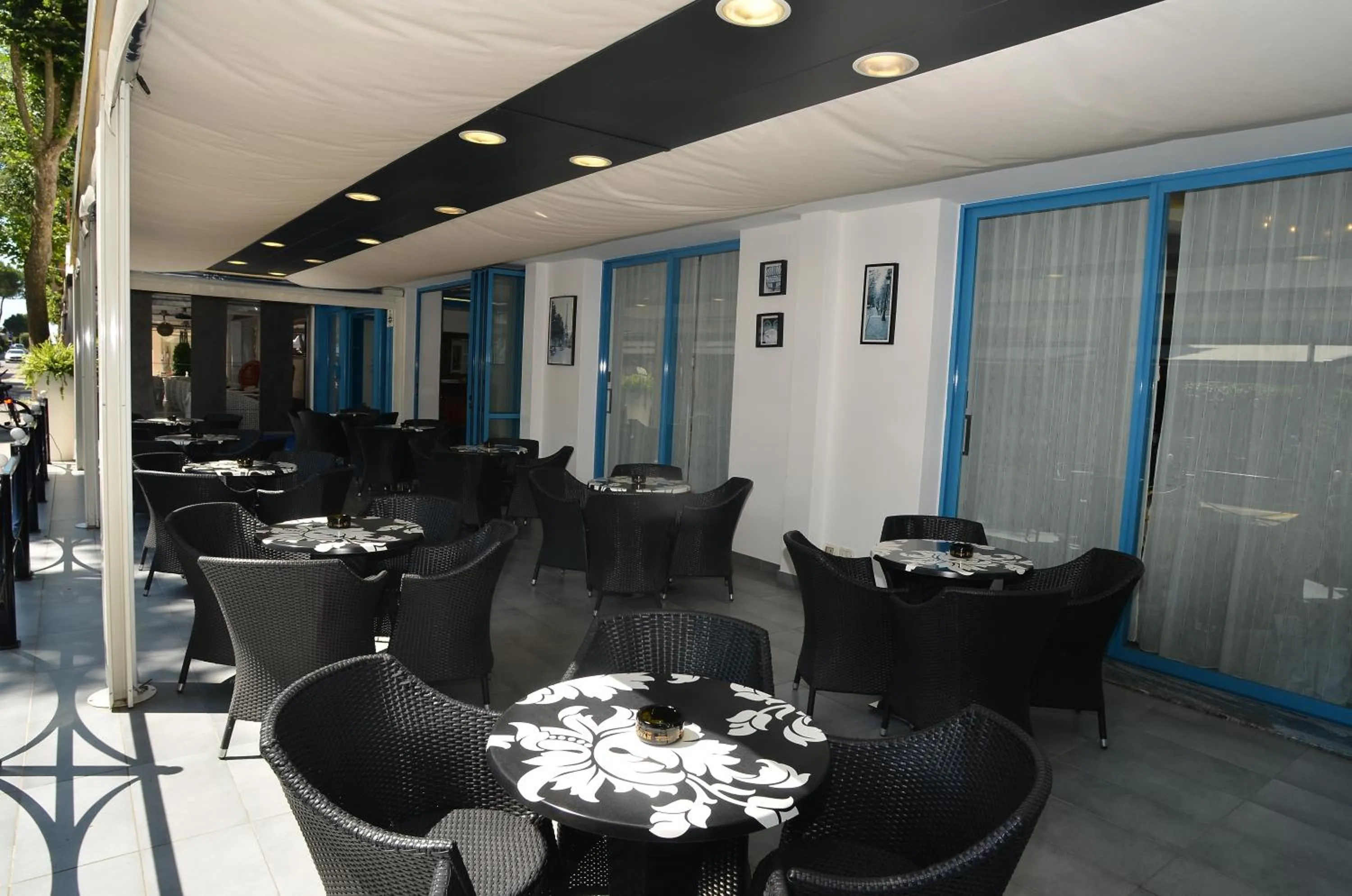 Lounge or bar in Hotel Germania