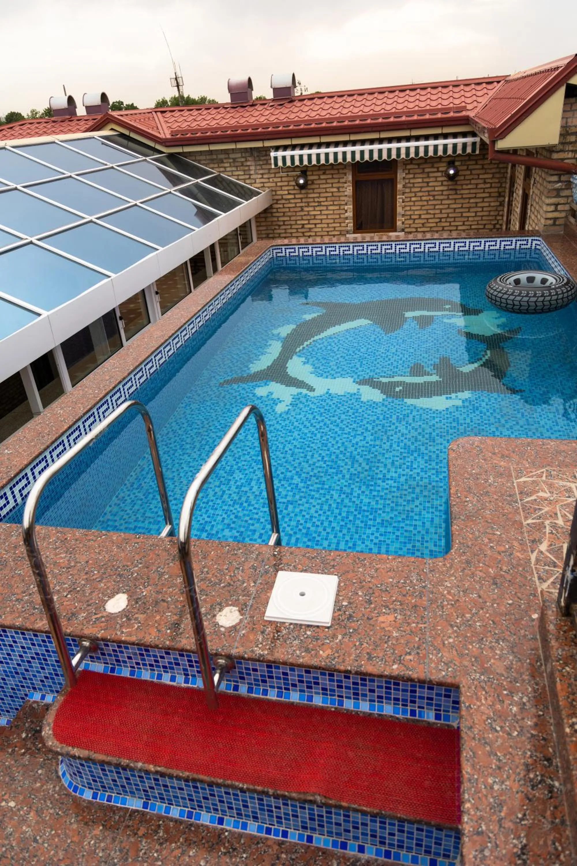 Pool view in Hotel Grand Samarkand Superior - A