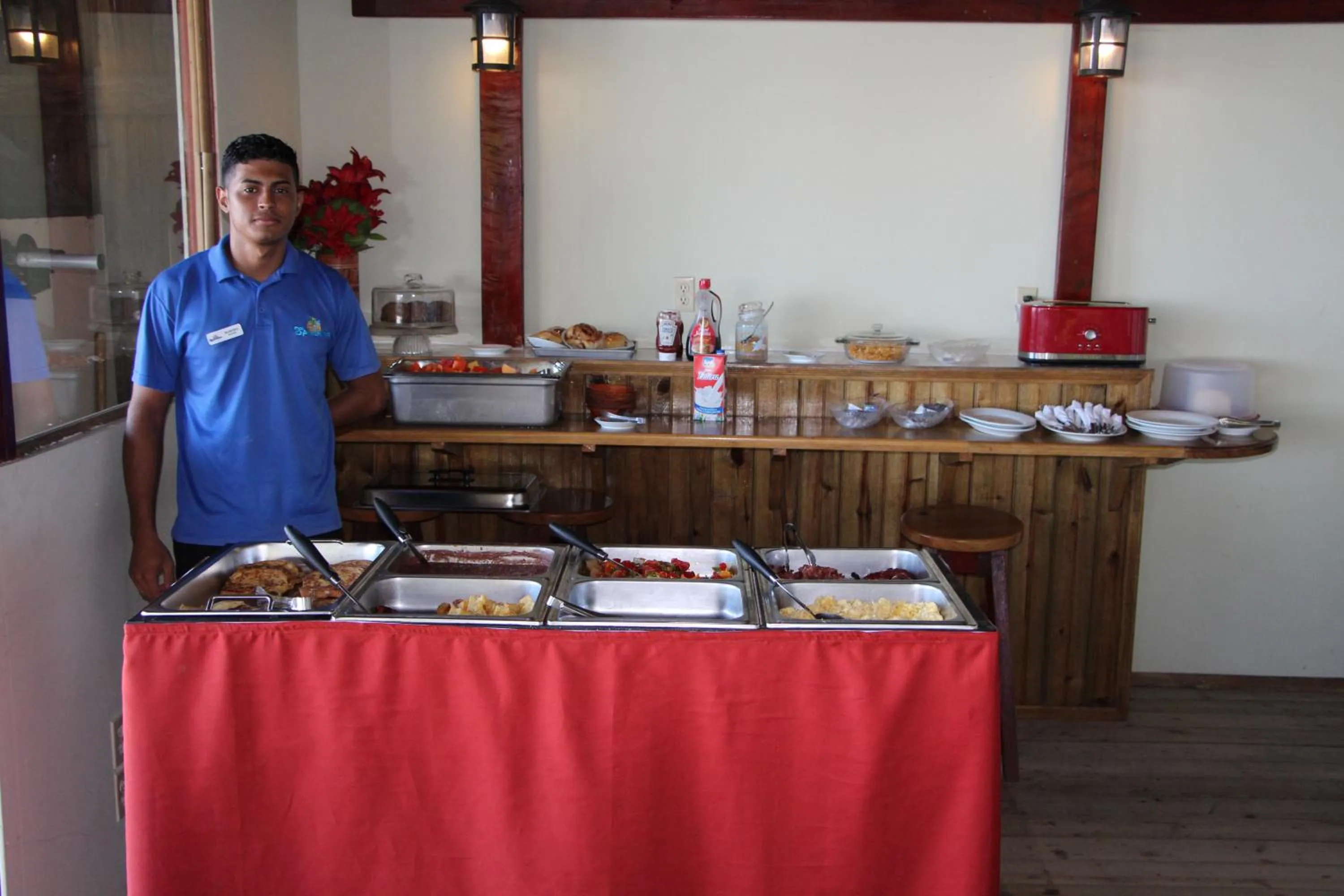 Breakfast in West End Dive Resort