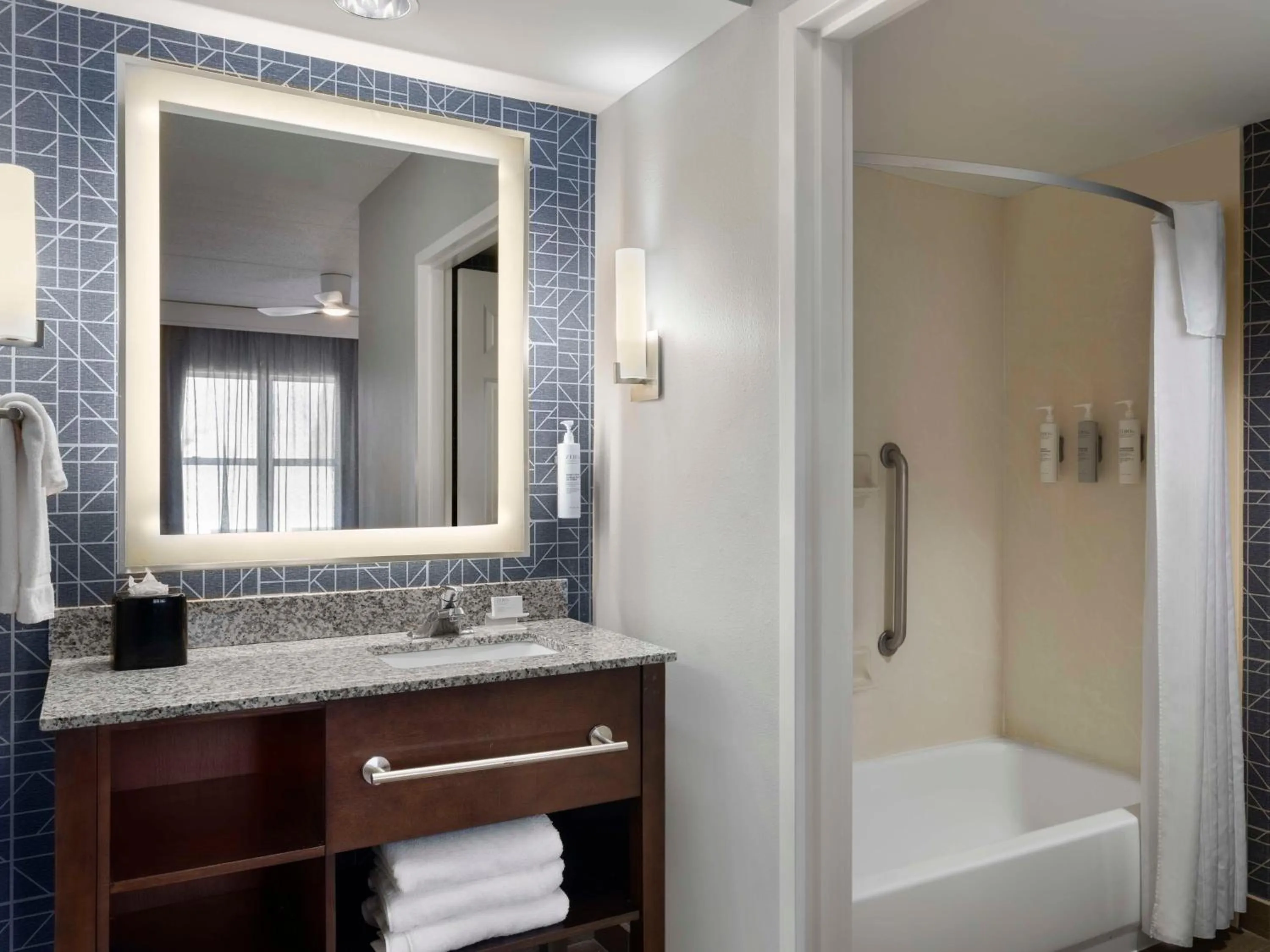 Bathroom in Homewood Suites Columbus - Airport