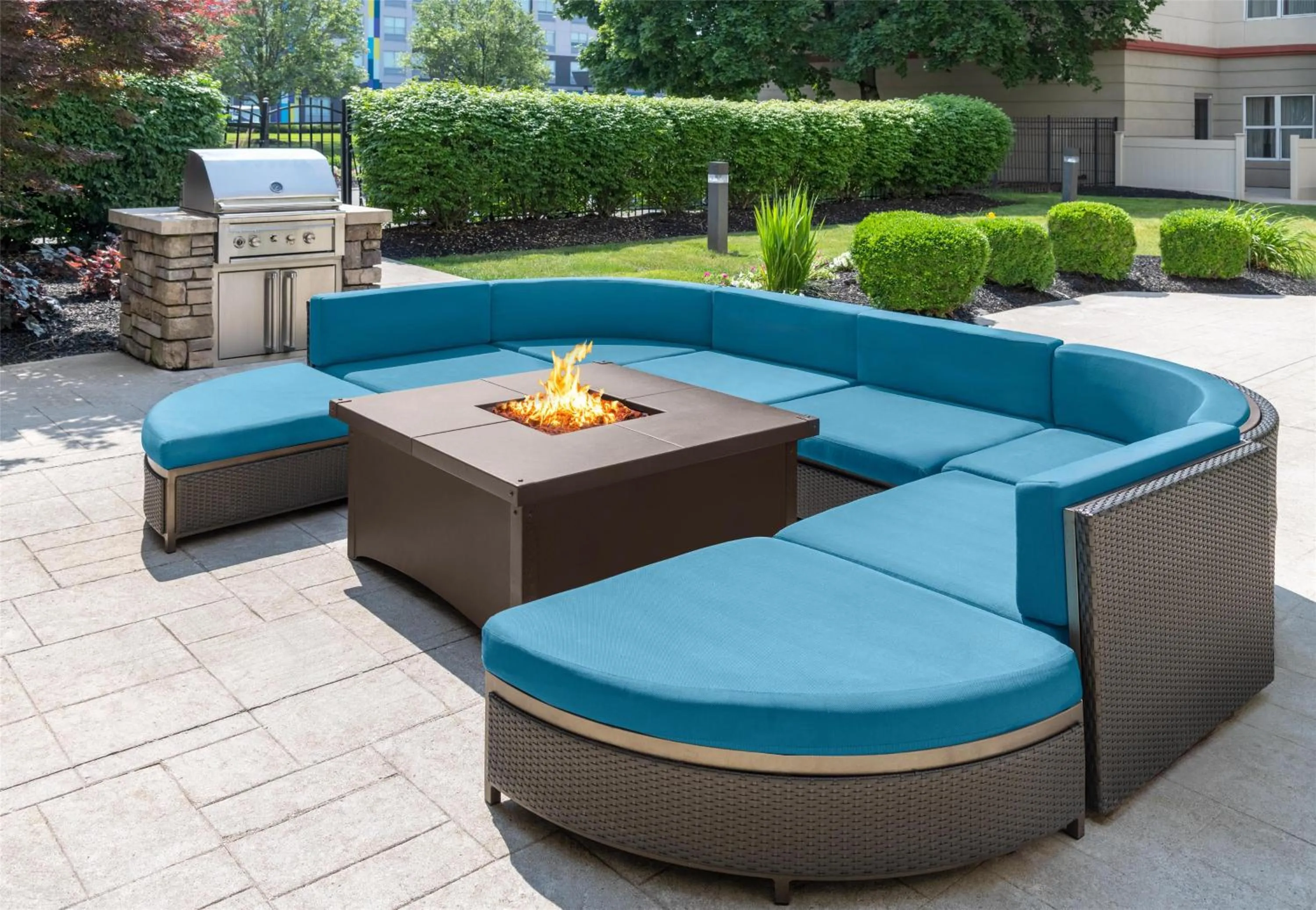 Patio in Homewood Suites Columbus - Airport