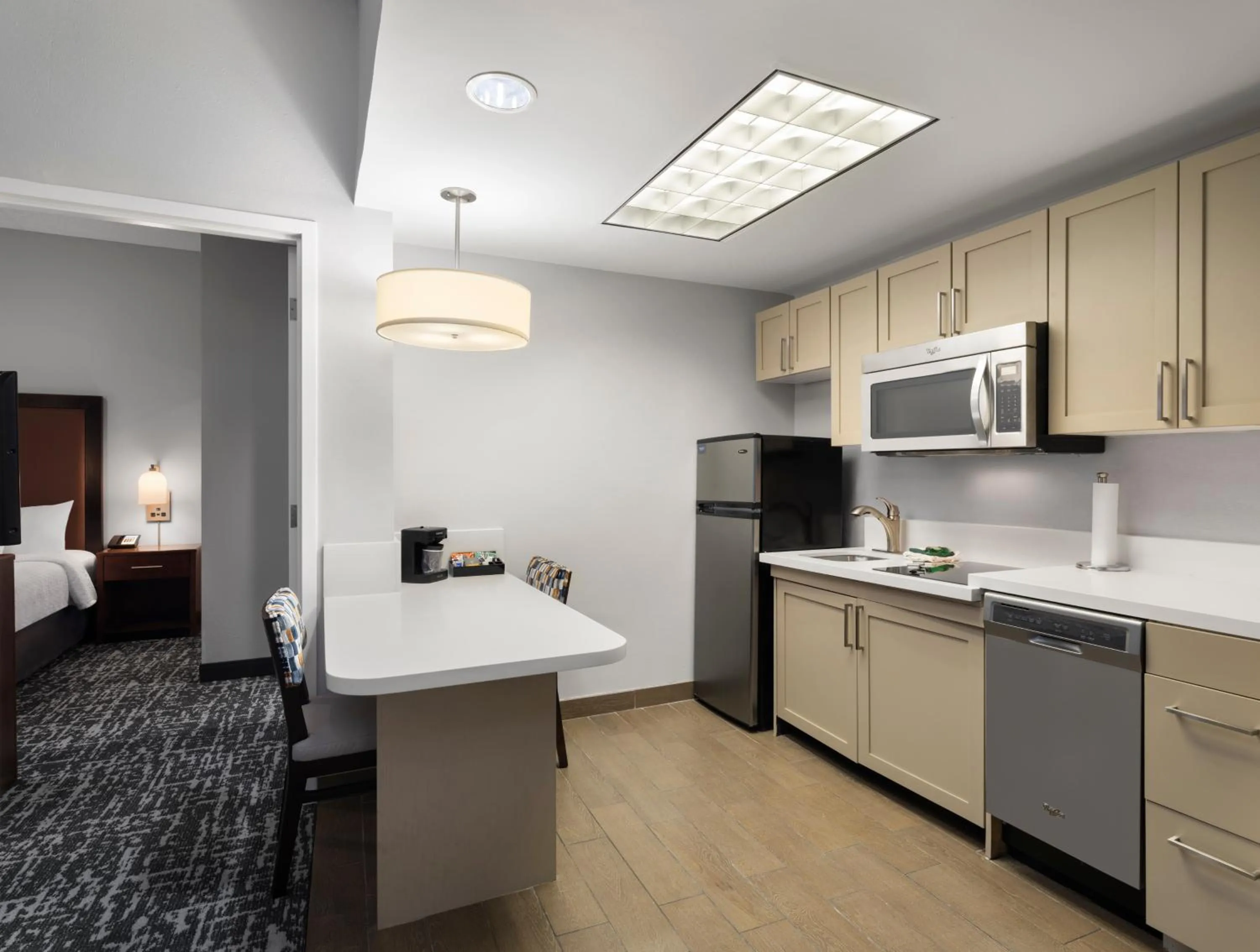 Kitchen or kitchenette in Homewood Suites Columbus - Airport