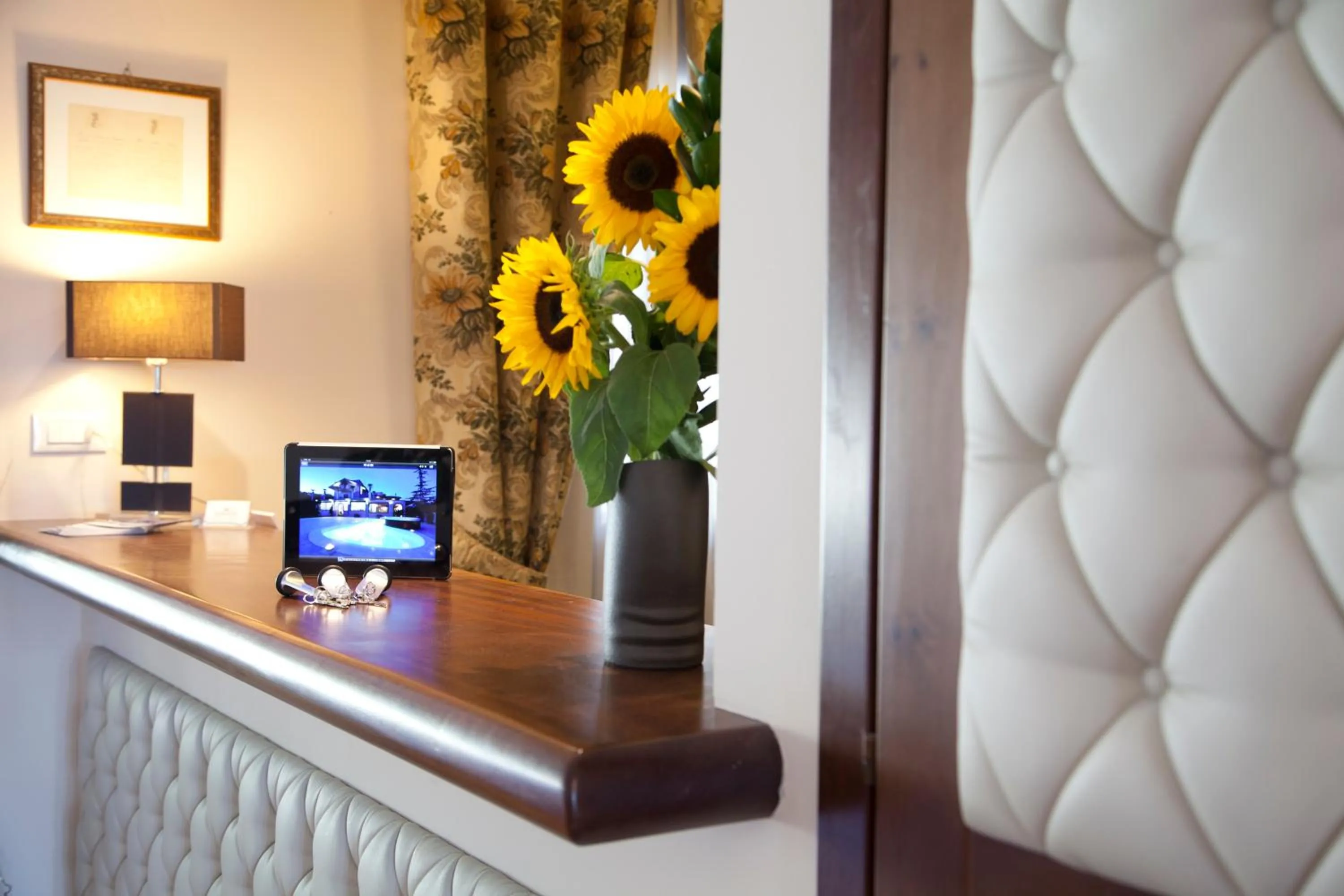 Lobby or reception in Queen Hotel