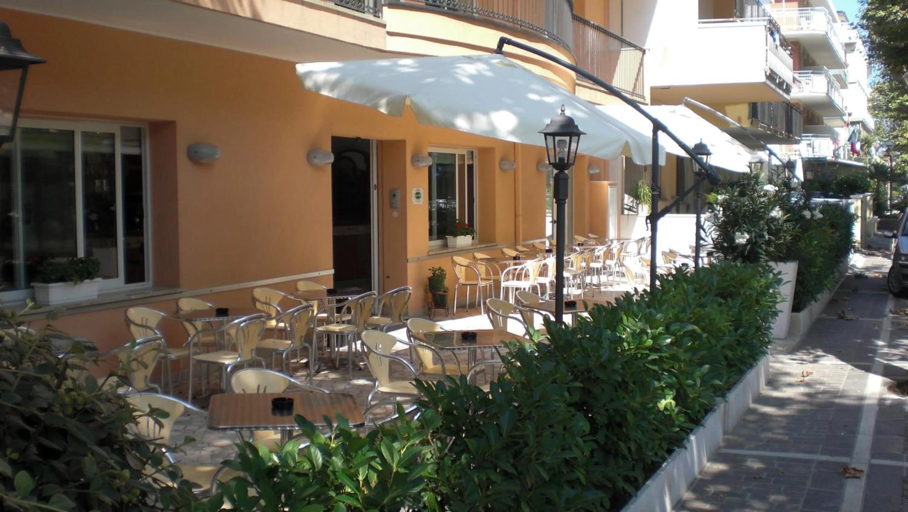 Facade/entrance in Hotel Silvia