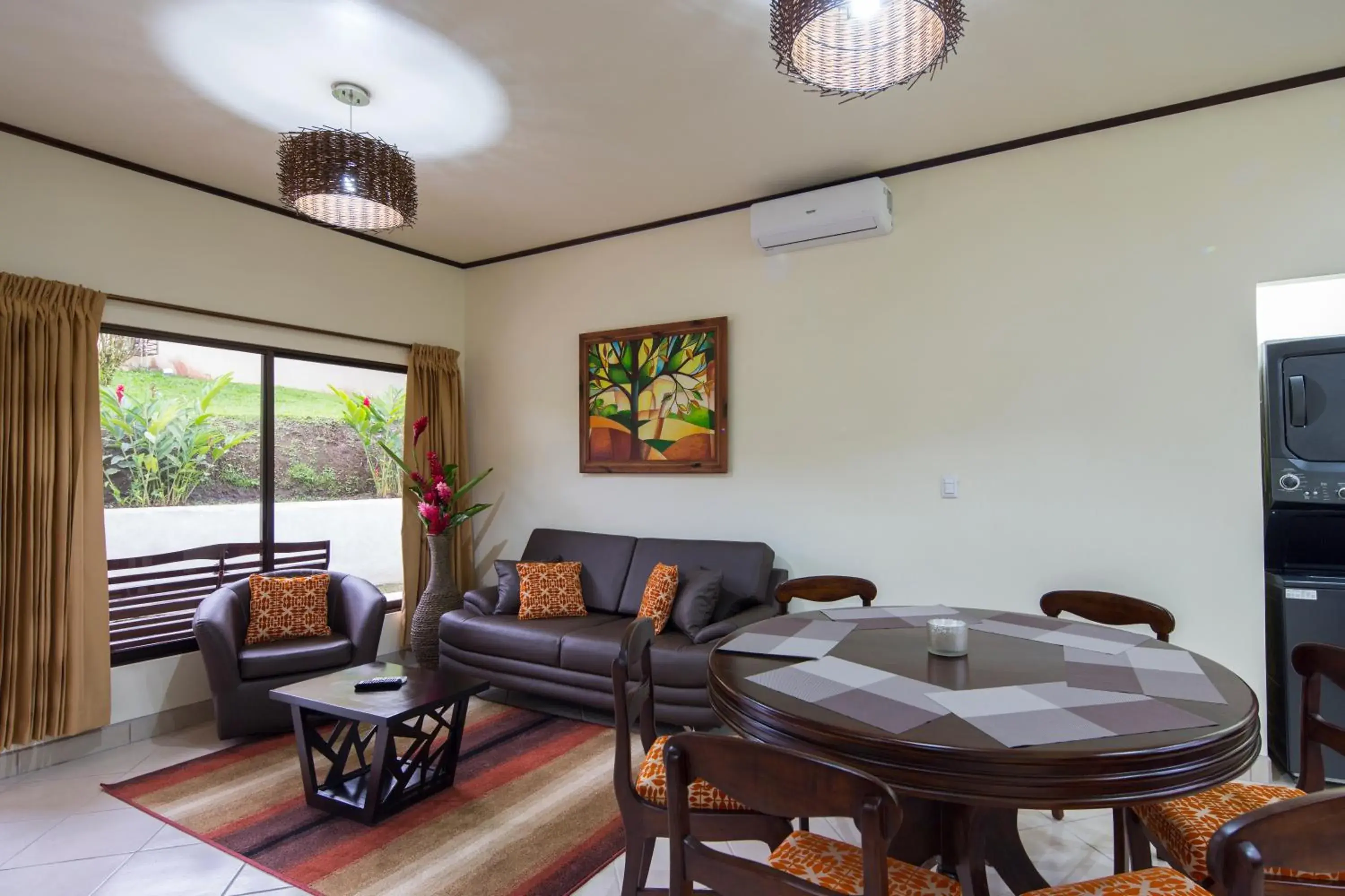 Two-Bedroom Villa in Arenal Volcano Inn Two-Bedroom Villa in Arenal Volcano Inn