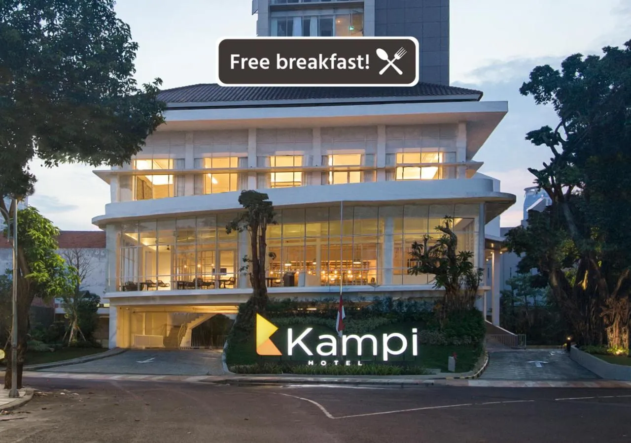 Facade/entrance in Kampi Hotel Tunjungan - Surabaya