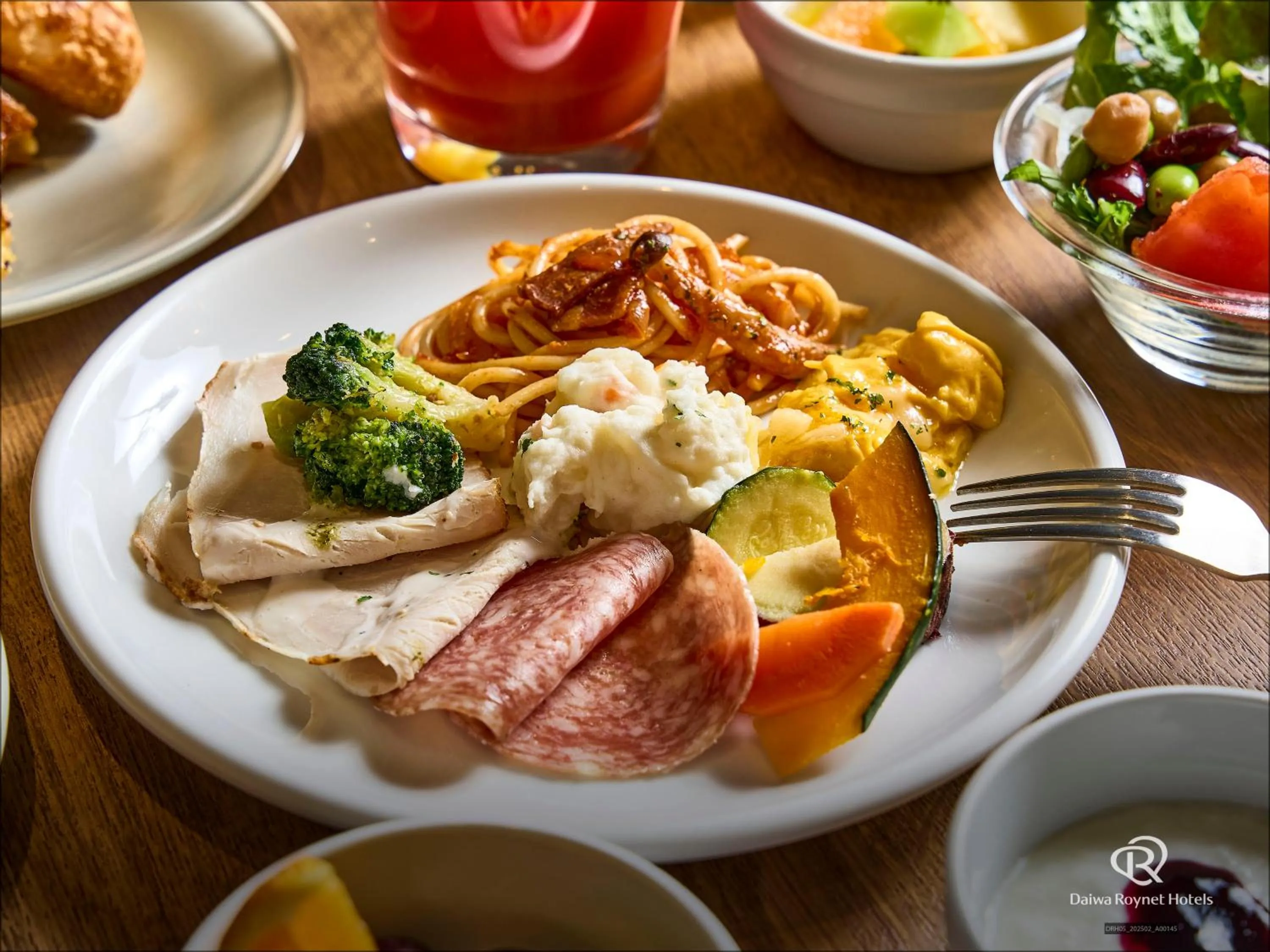 Breakfast in DEL style Osaka-Shinsaibashi by Daiwa Roynet Hotel