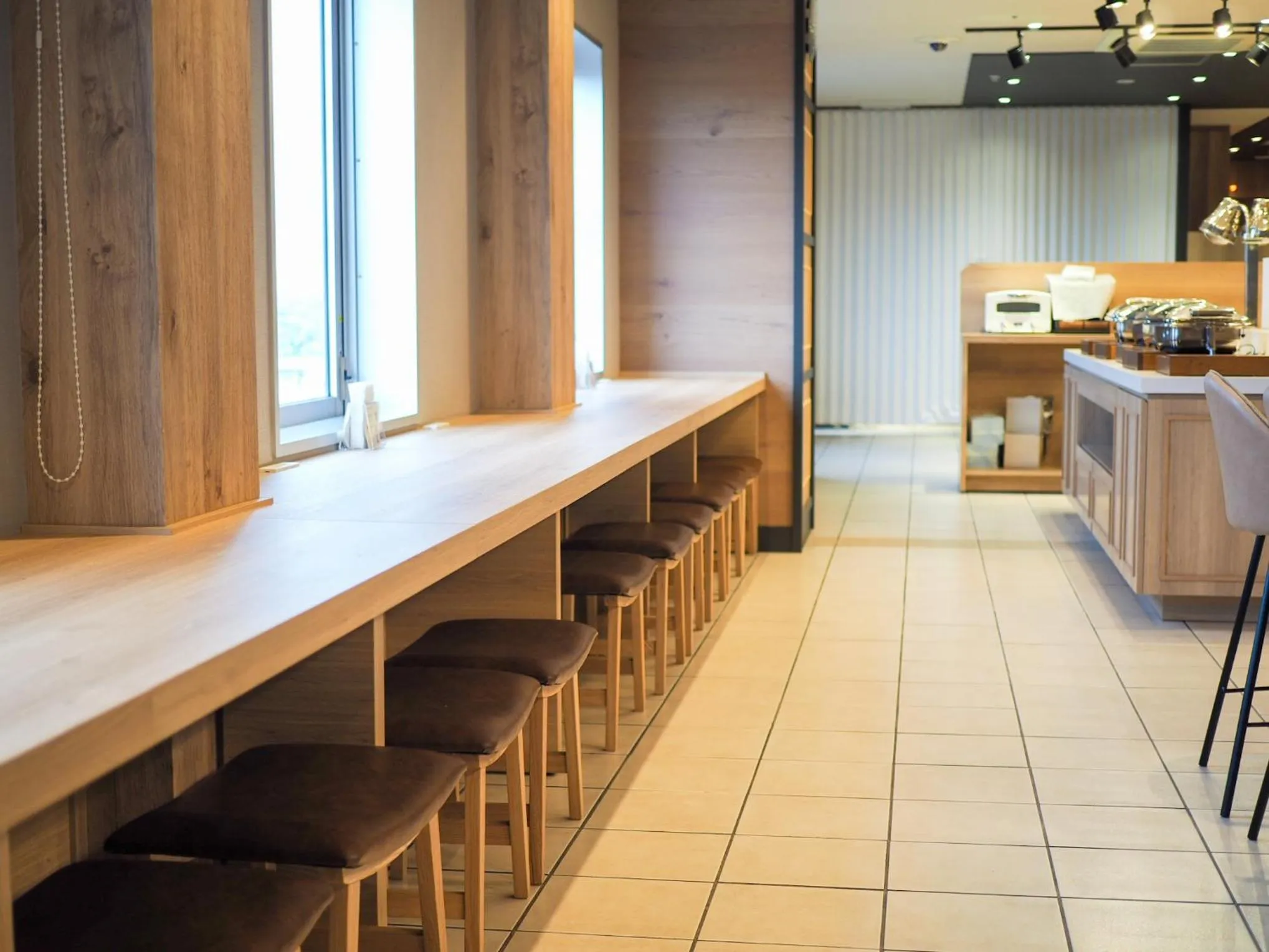 Lounge or bar in Super Hotel Tozai line Ichikawa Myoden Ekimae