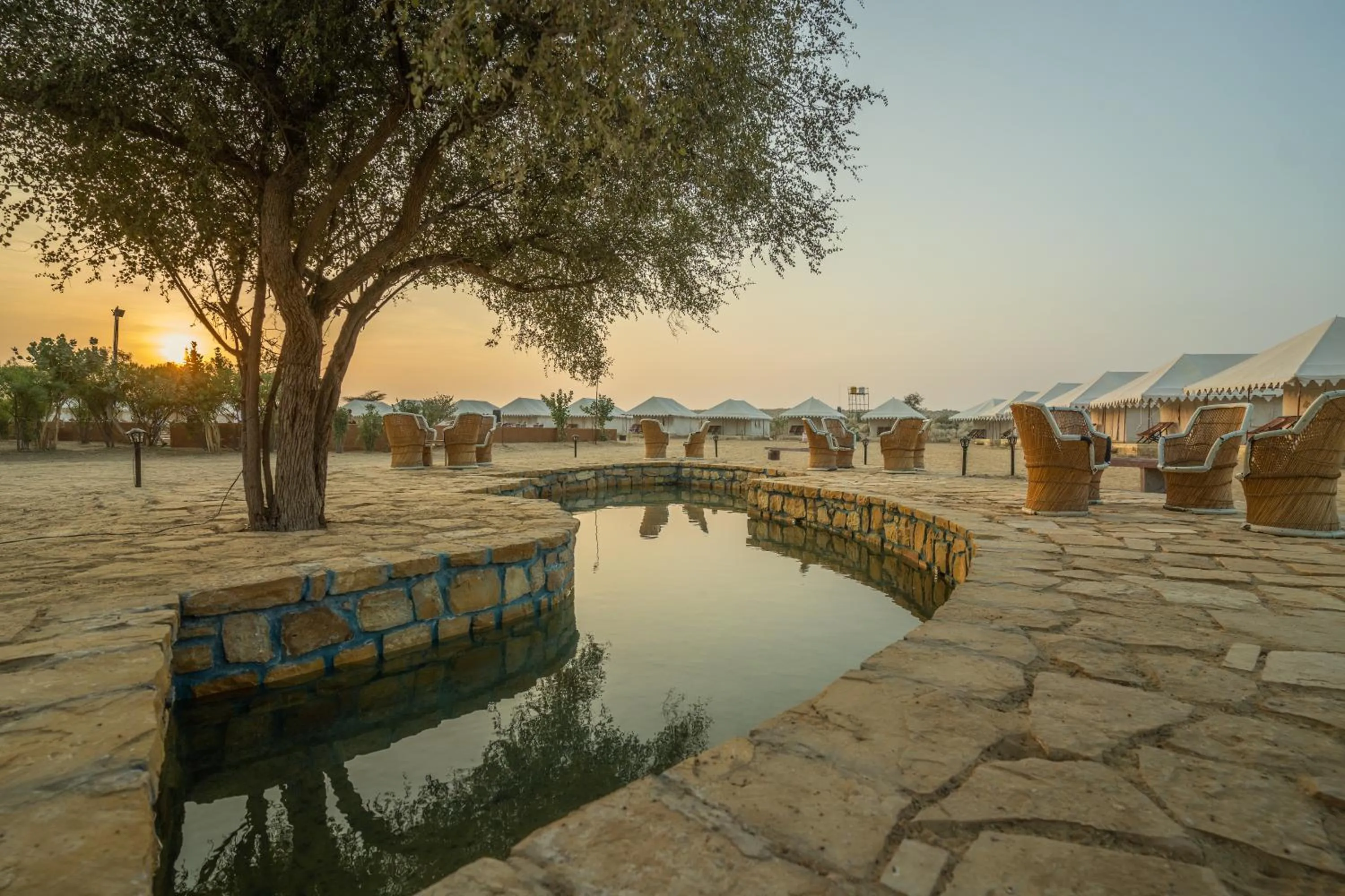 Lounge or bar in Tripli Hotels Stay Inn Resort Jaisalmer