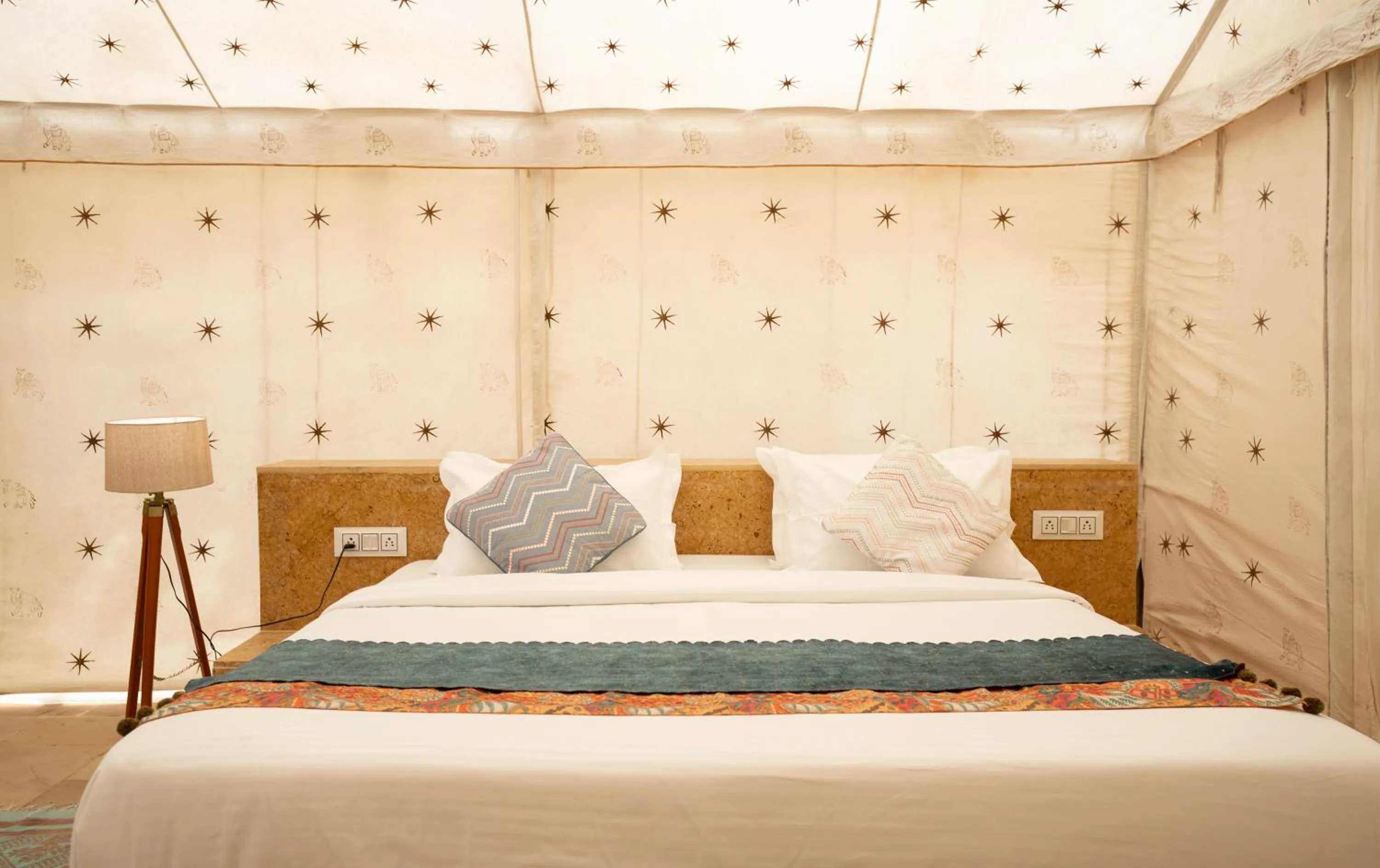 Bed in Tripli Hotels Stay Inn Resort Jaisalmer