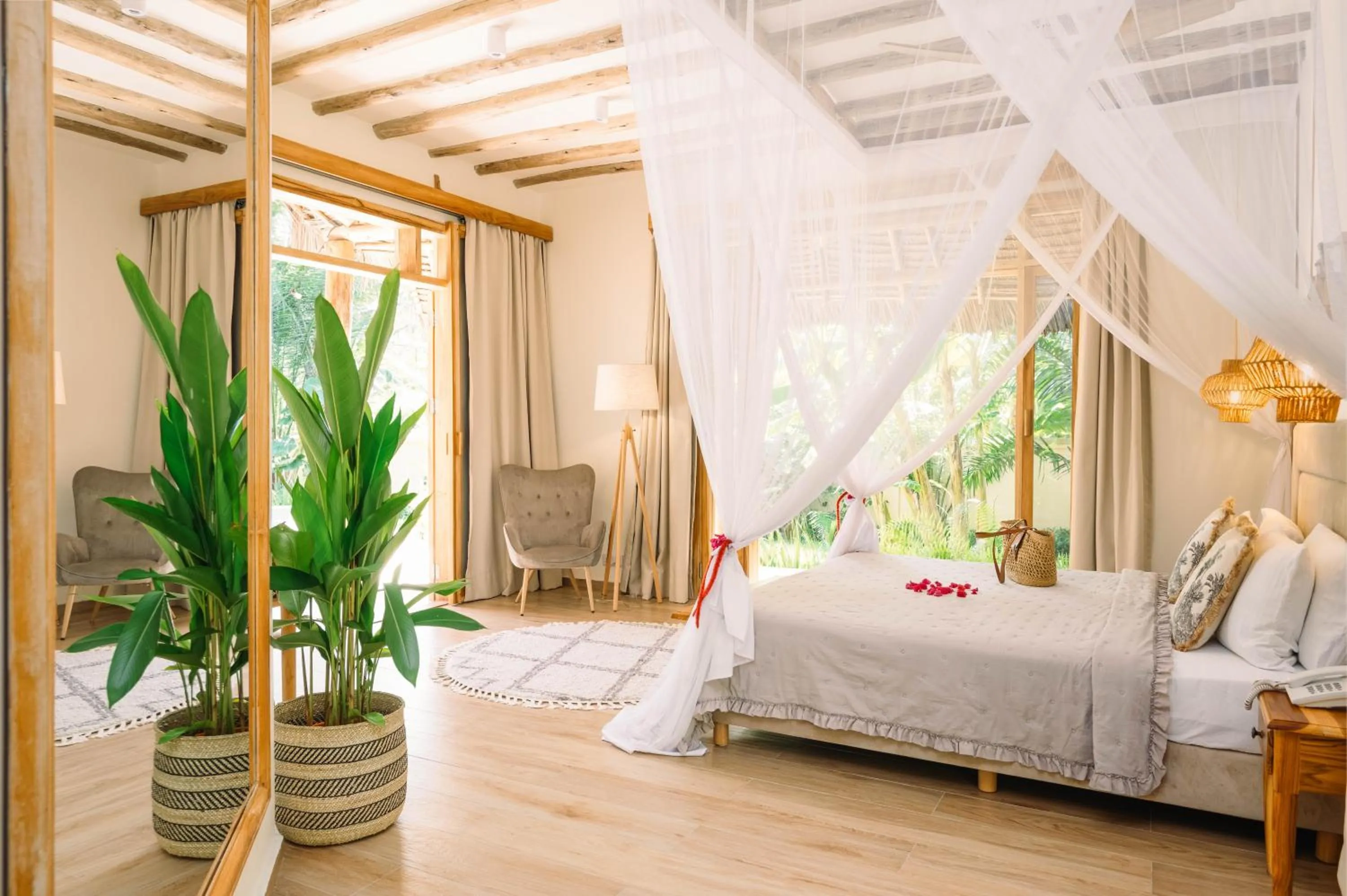 Bed in Zanzi Resort Private Paradise